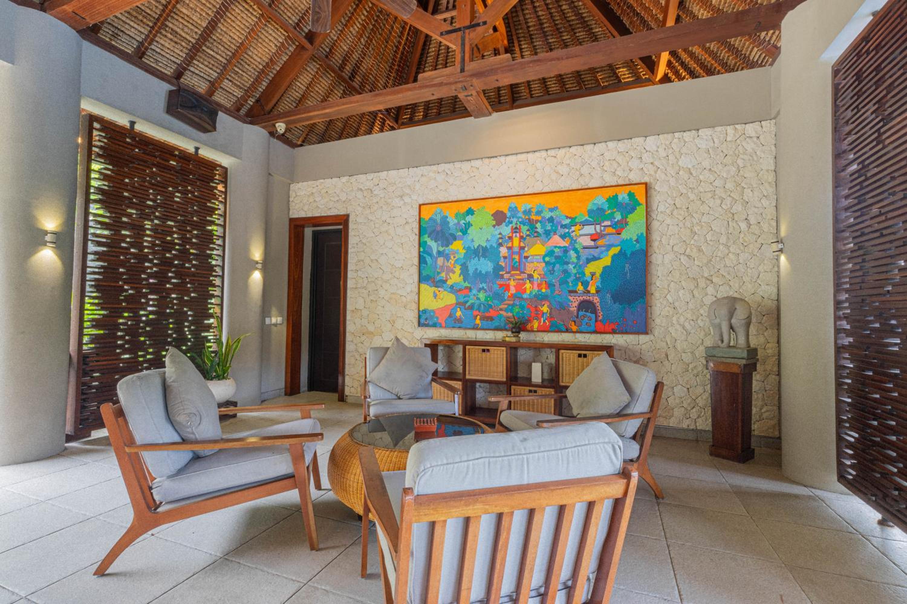 Three-Bedroom Villa - Photo 31