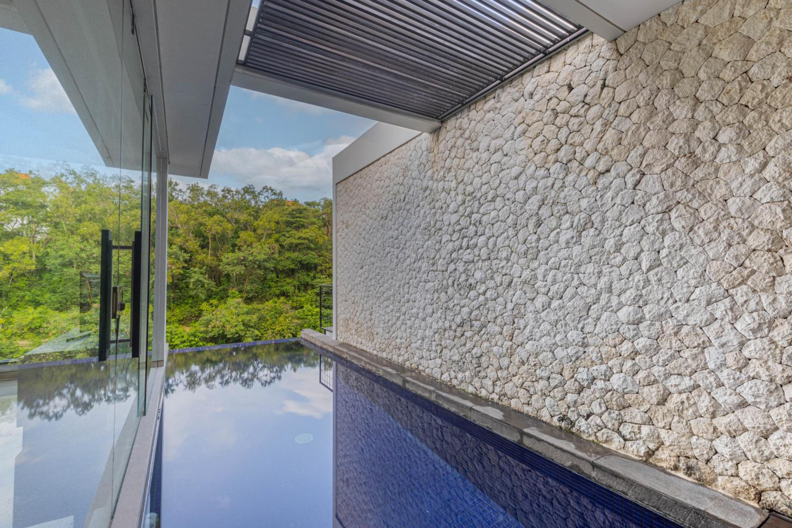 Three-Bedroom Villa - Photo 86