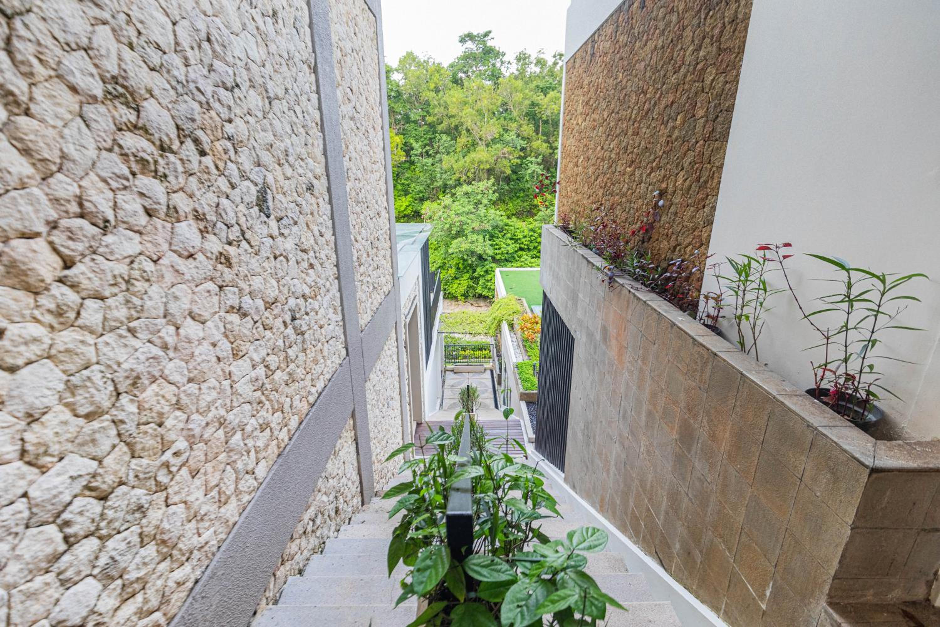 Three-Bedroom Villa - Photo 13