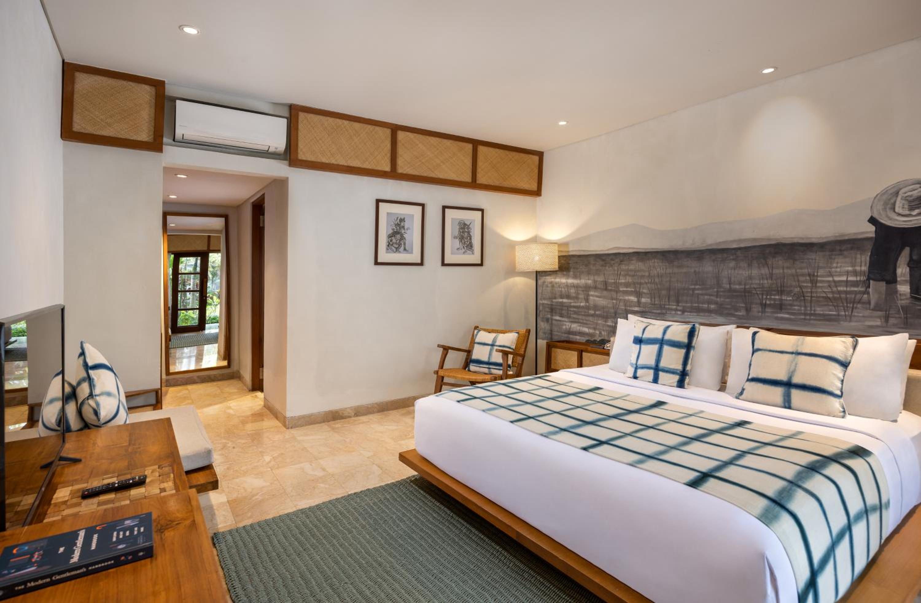 Suite with Terrace - Photo 4