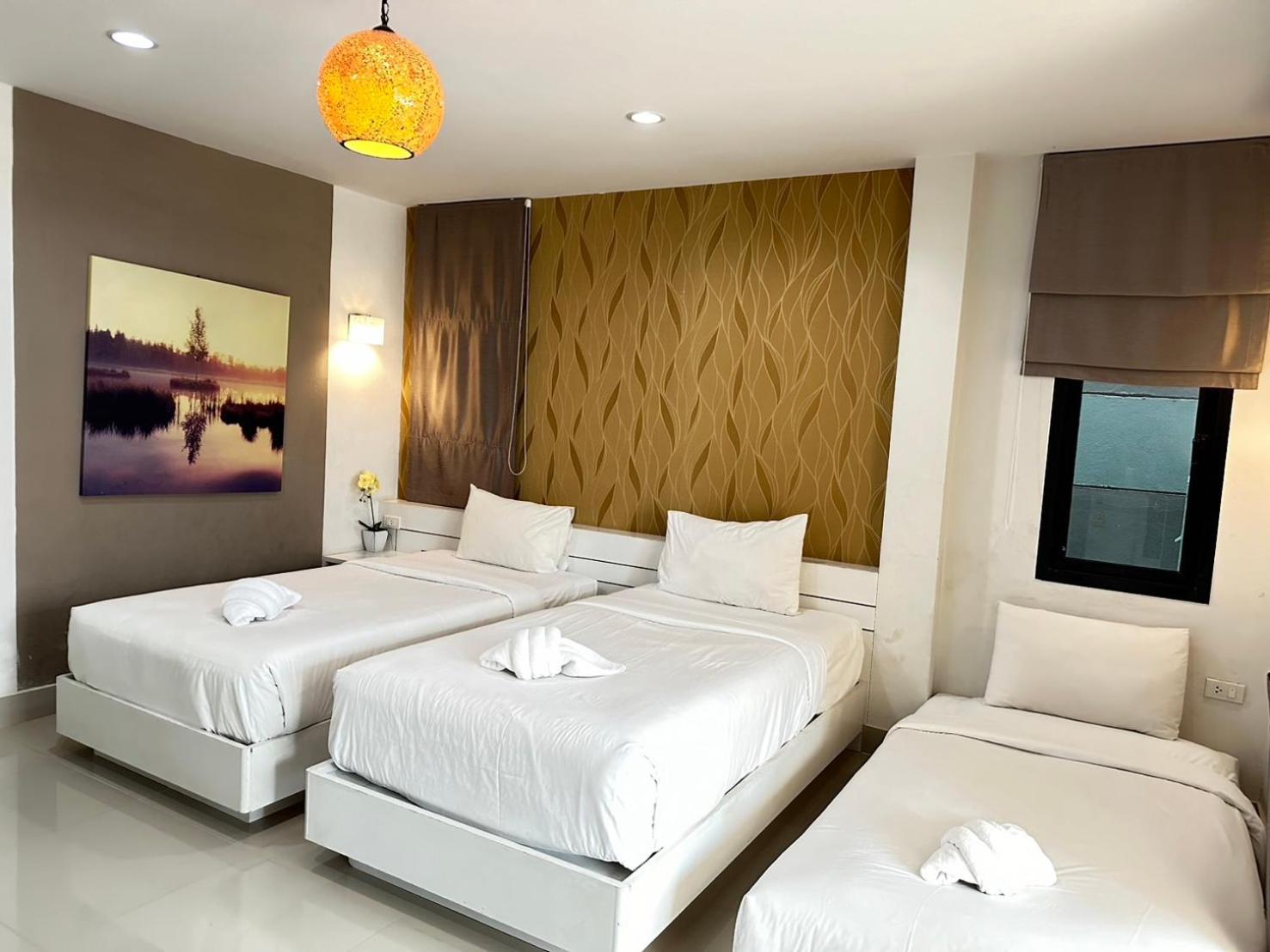 Triple Room