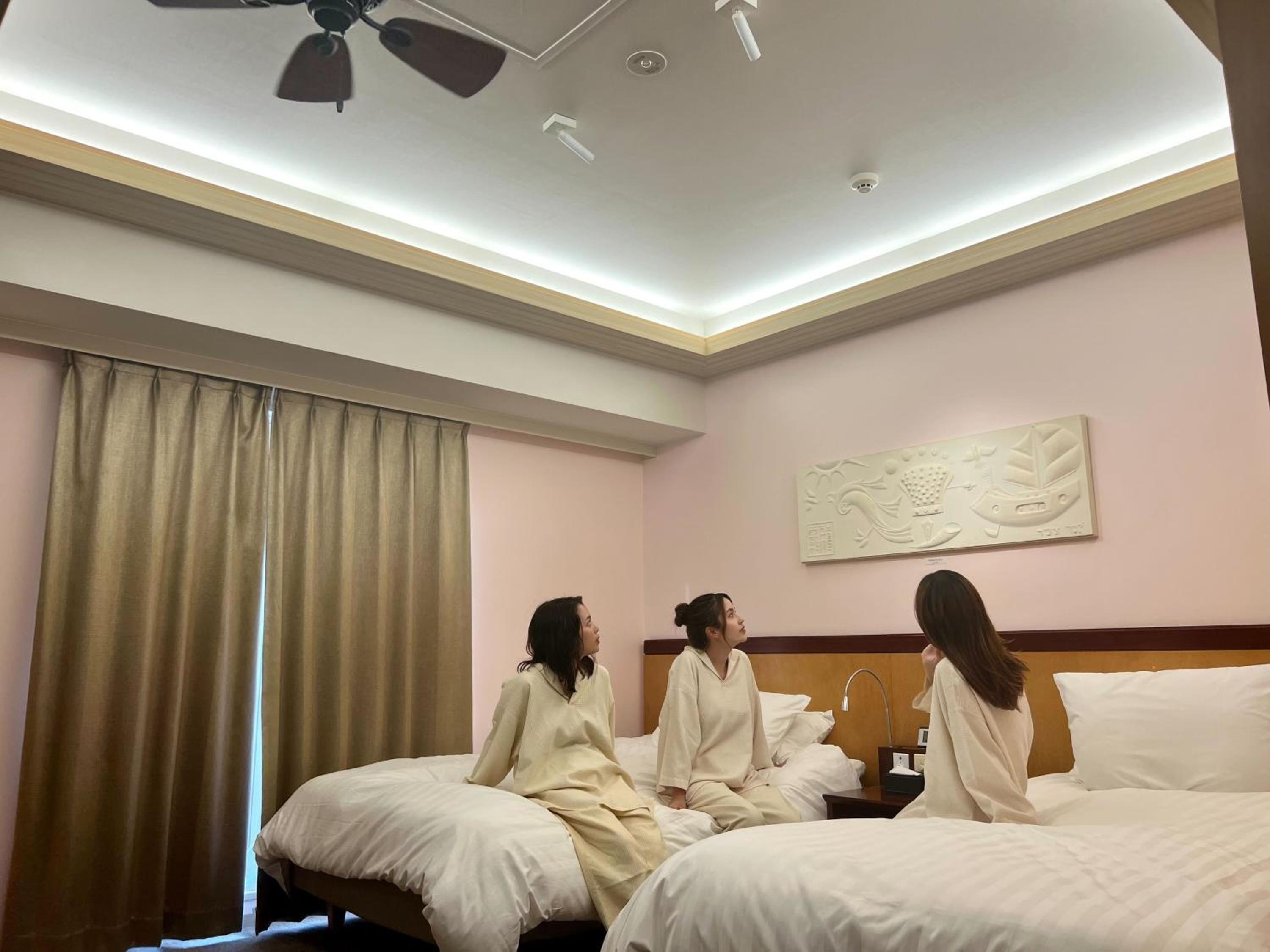 Premium Triple Room - New Building - Non-Smoking - Photo 2