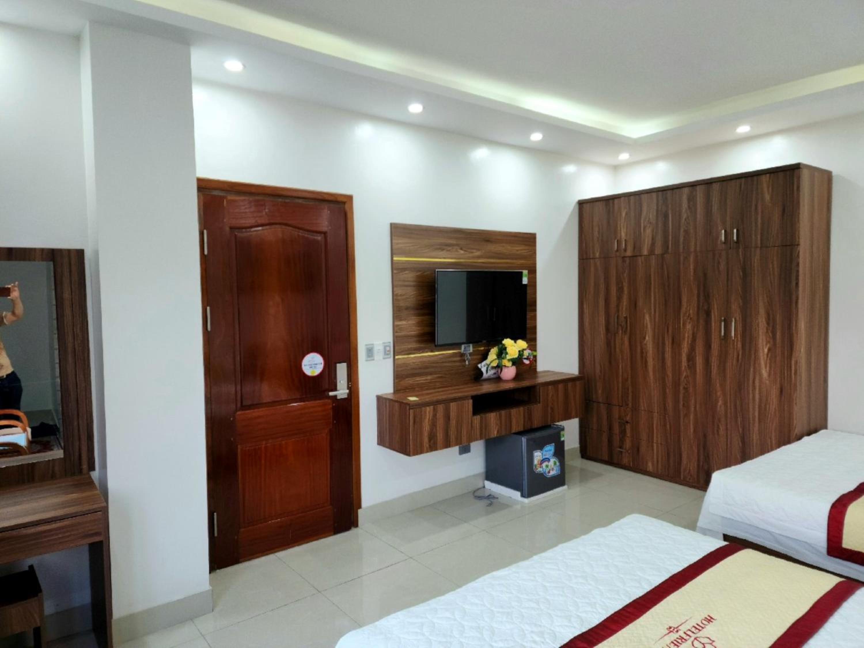 Twin Room - Photo 5