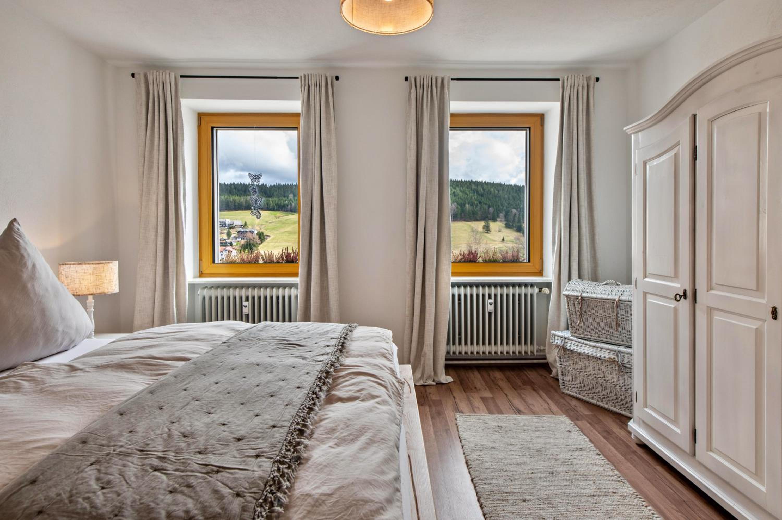 One-Bedroom Apartment with Garden View photo 3