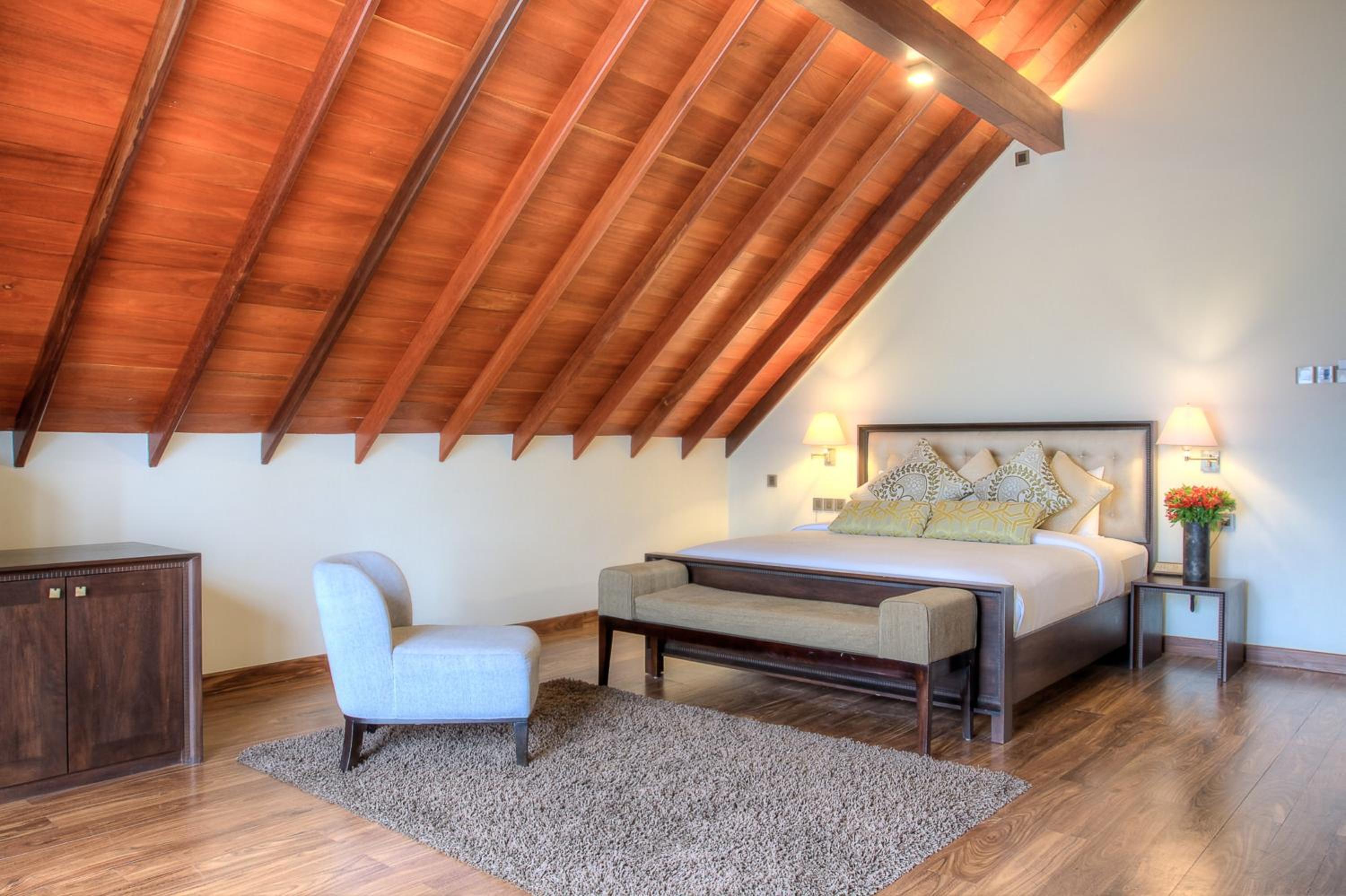 Attic Deluxe Lake View - Le Vallon photo 2