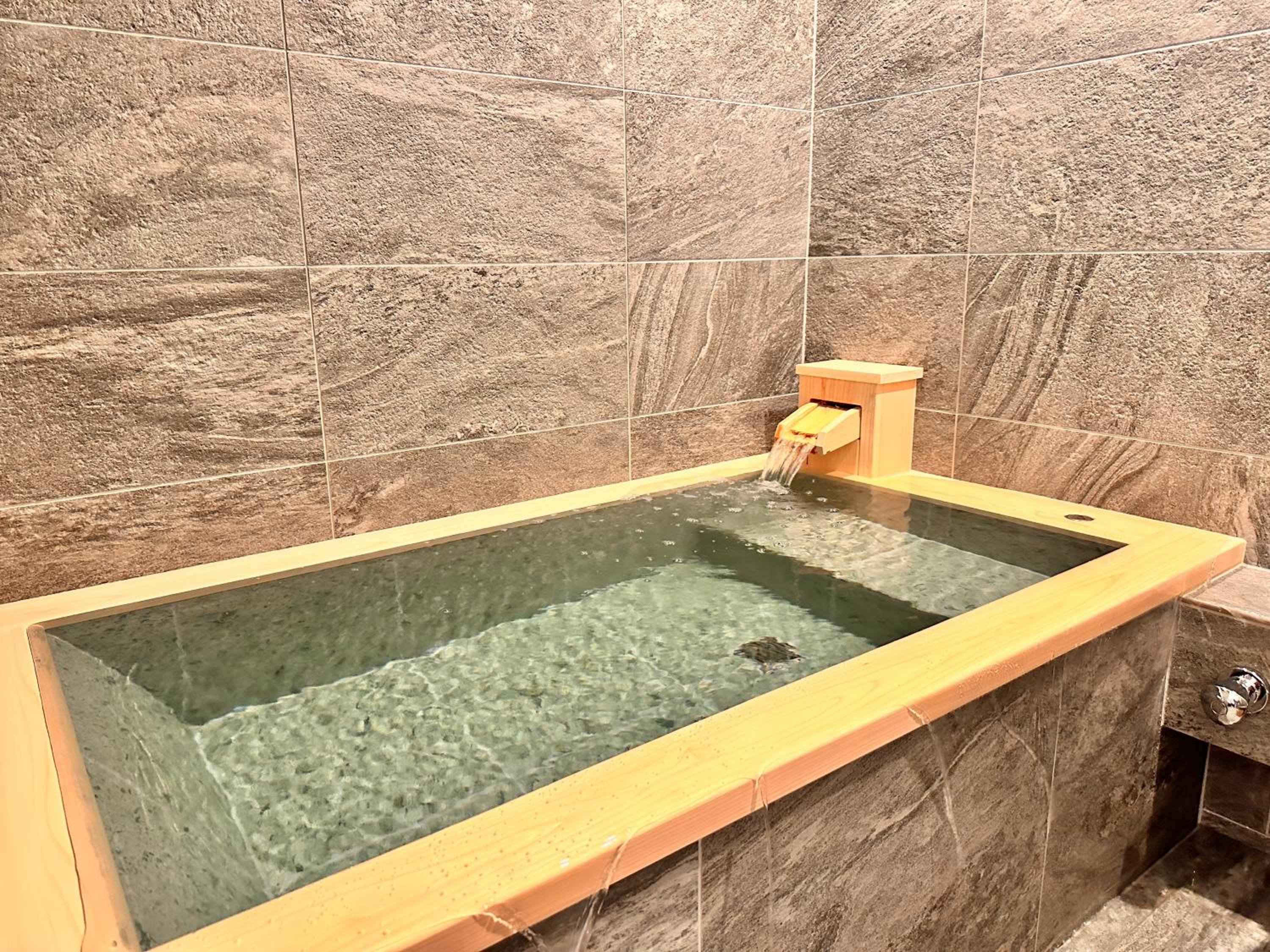 Japanese-Style Twin Room with Tatami Area, Private Bath - 2nd Floor - Photo 3