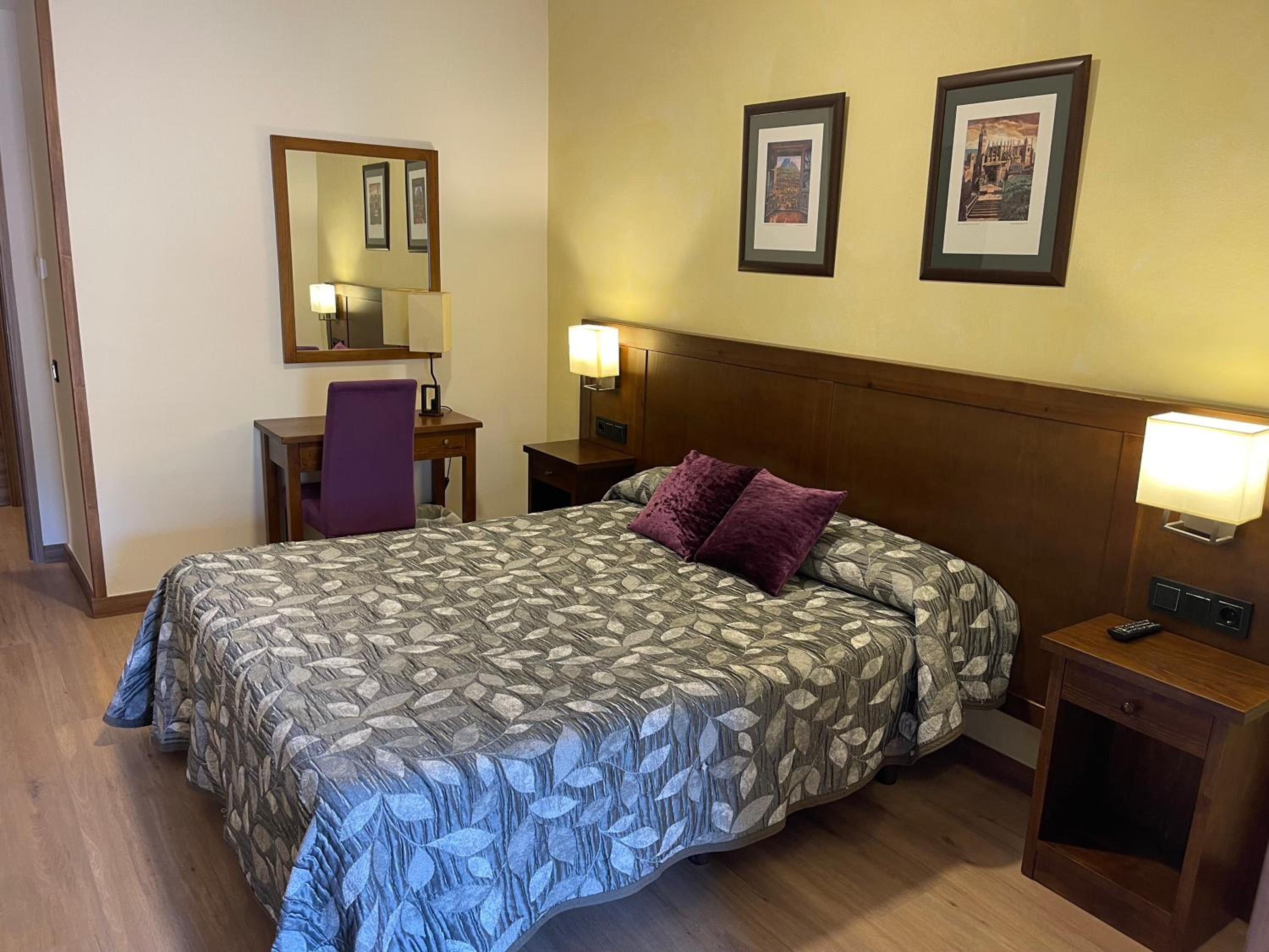 Habitación Doble o Twin Superior con Vista a la Montaña