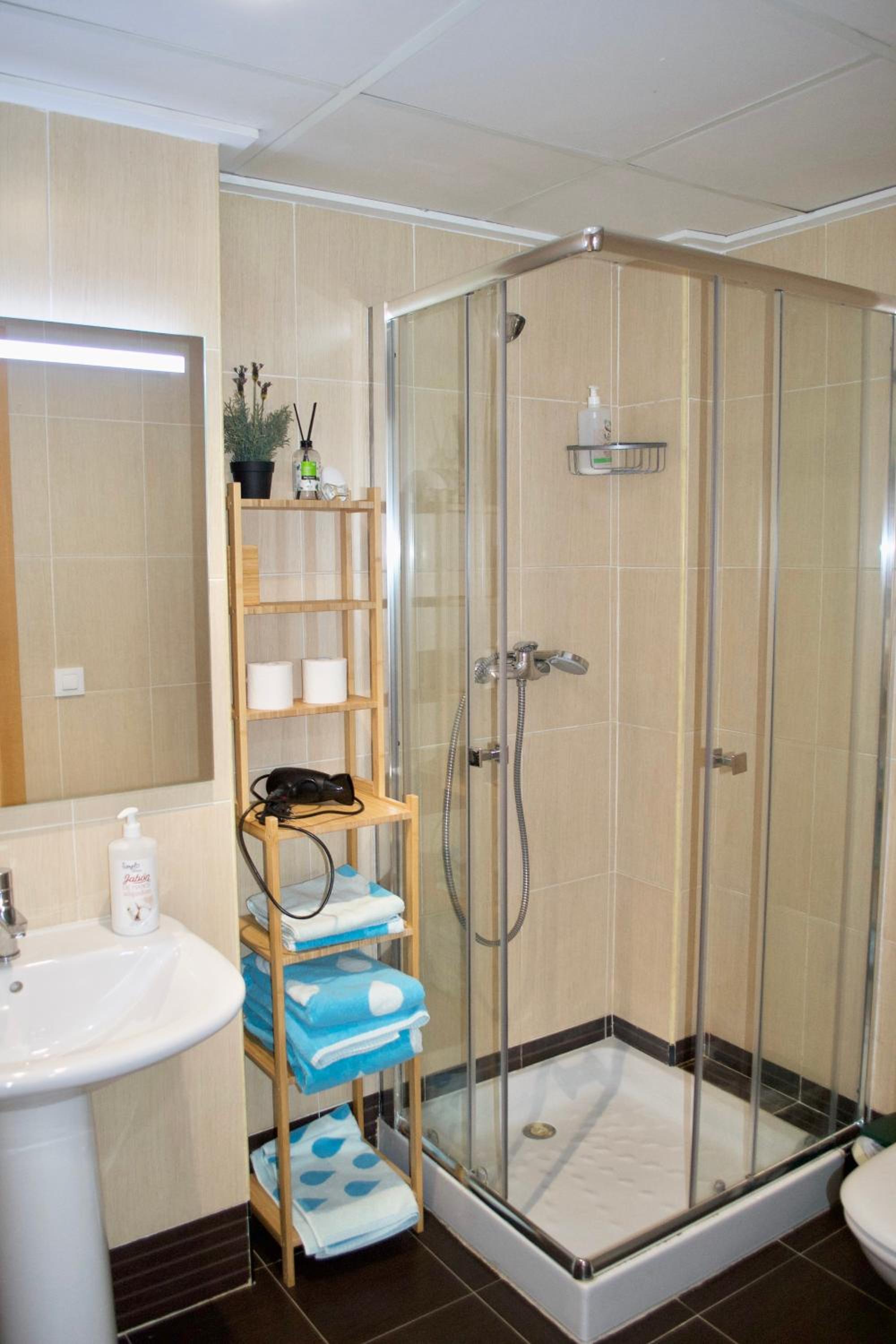 Superior Apartment - Photo 27