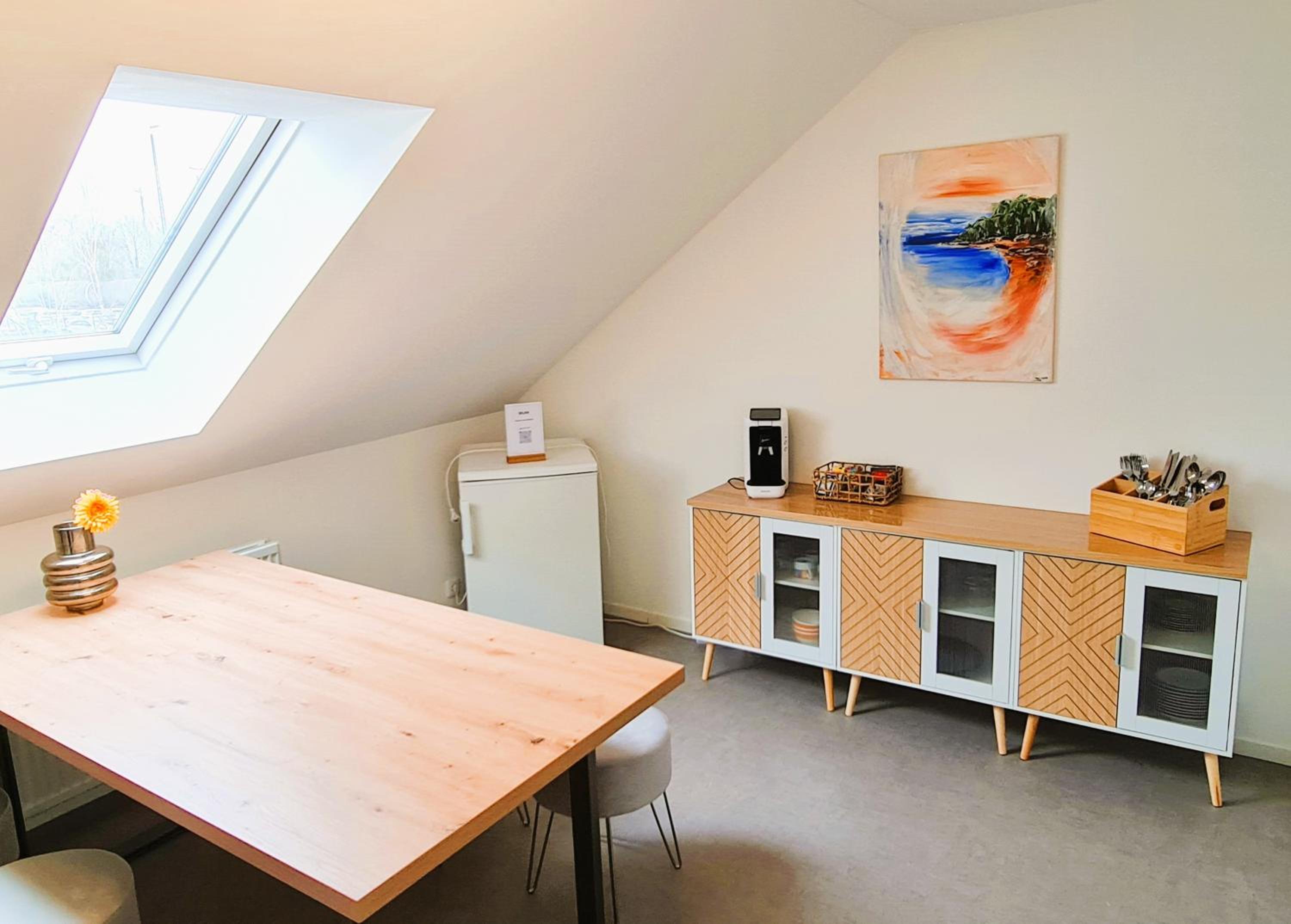 Three-Bedroom Apartment photo 2