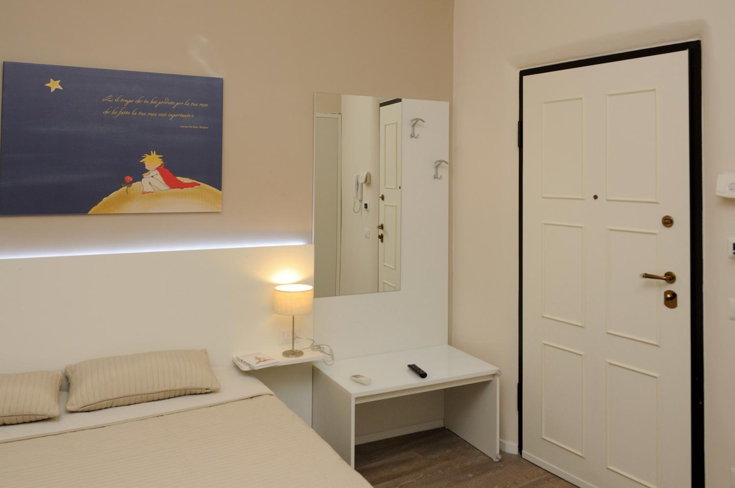 Comfort Triple Room with Shower - Photo 4