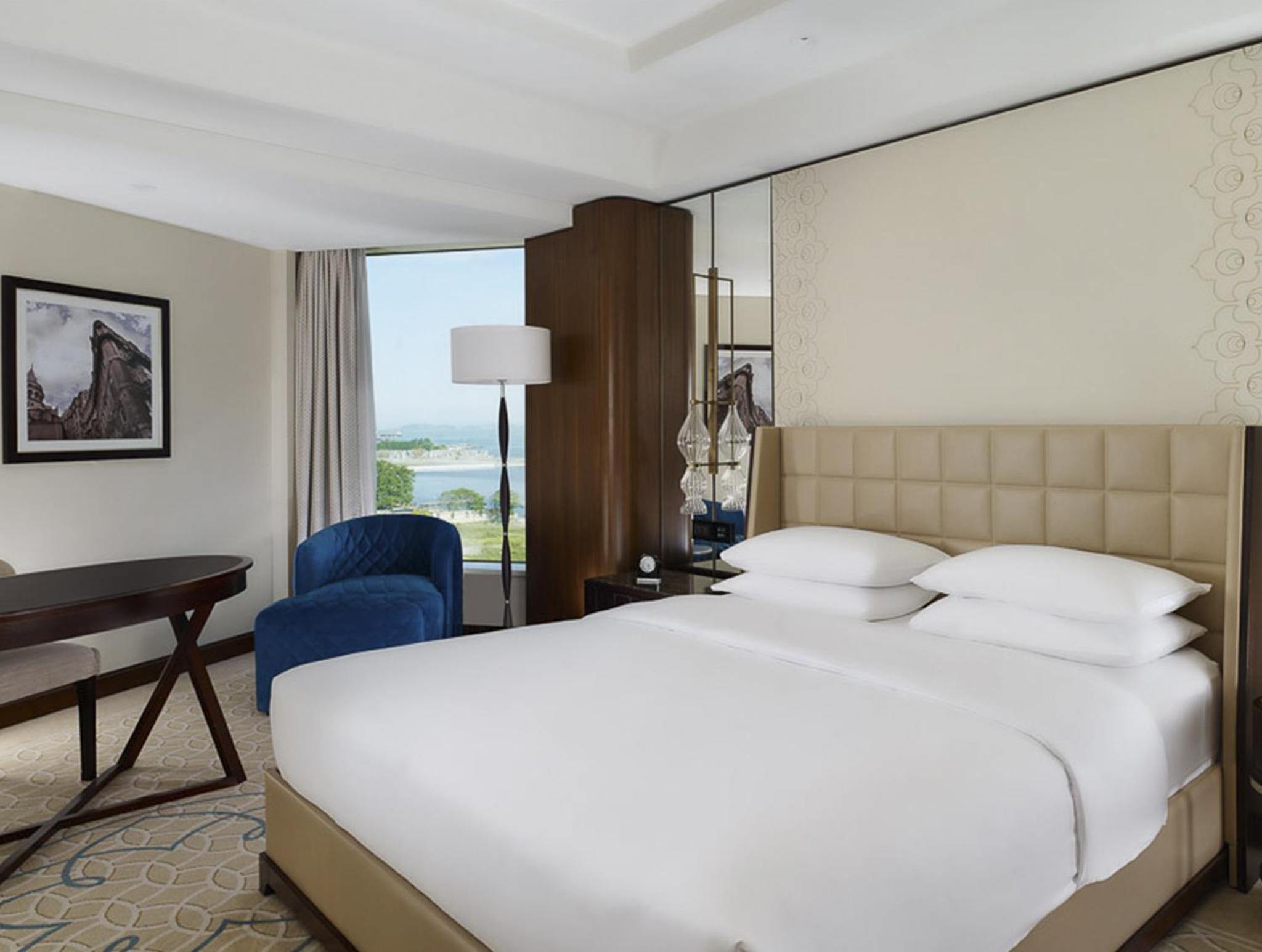 King Room - Club Access
