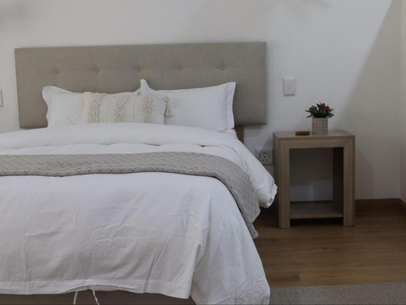 Comfort Queen Room photo 1