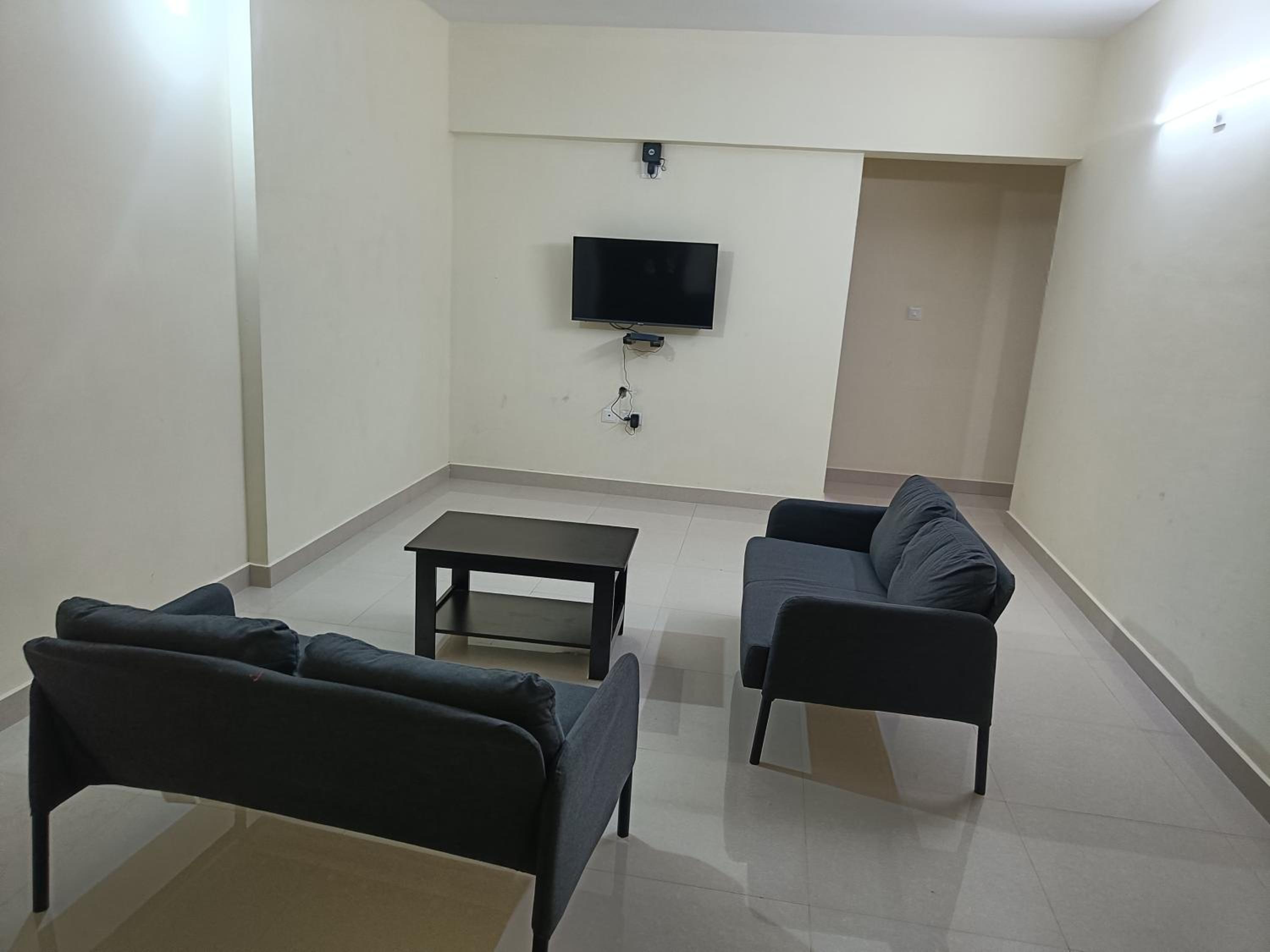 Two-Bedroom Apartment photo 2