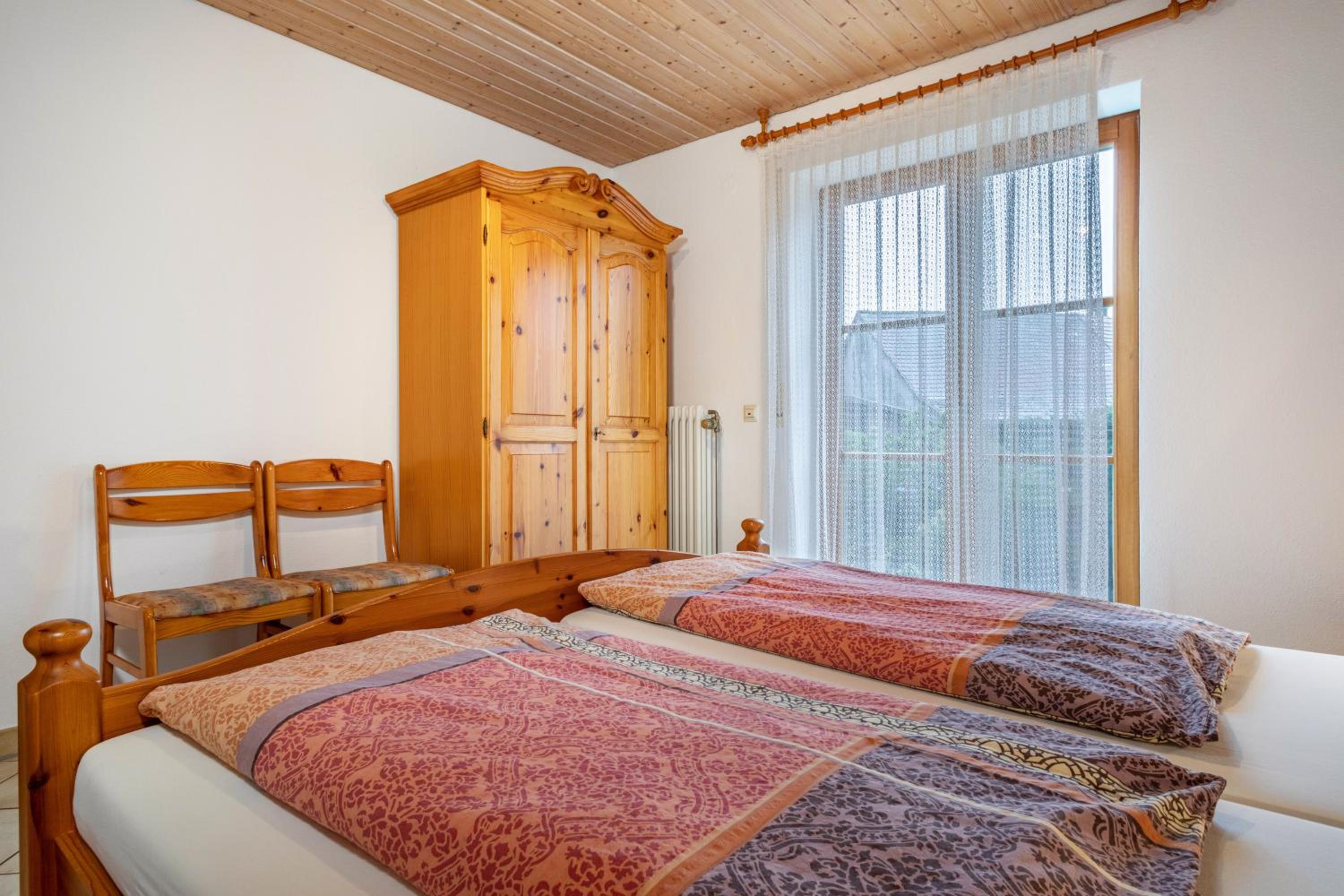 Two-Bedroom Deluxe Apartment with Garden View photo 2