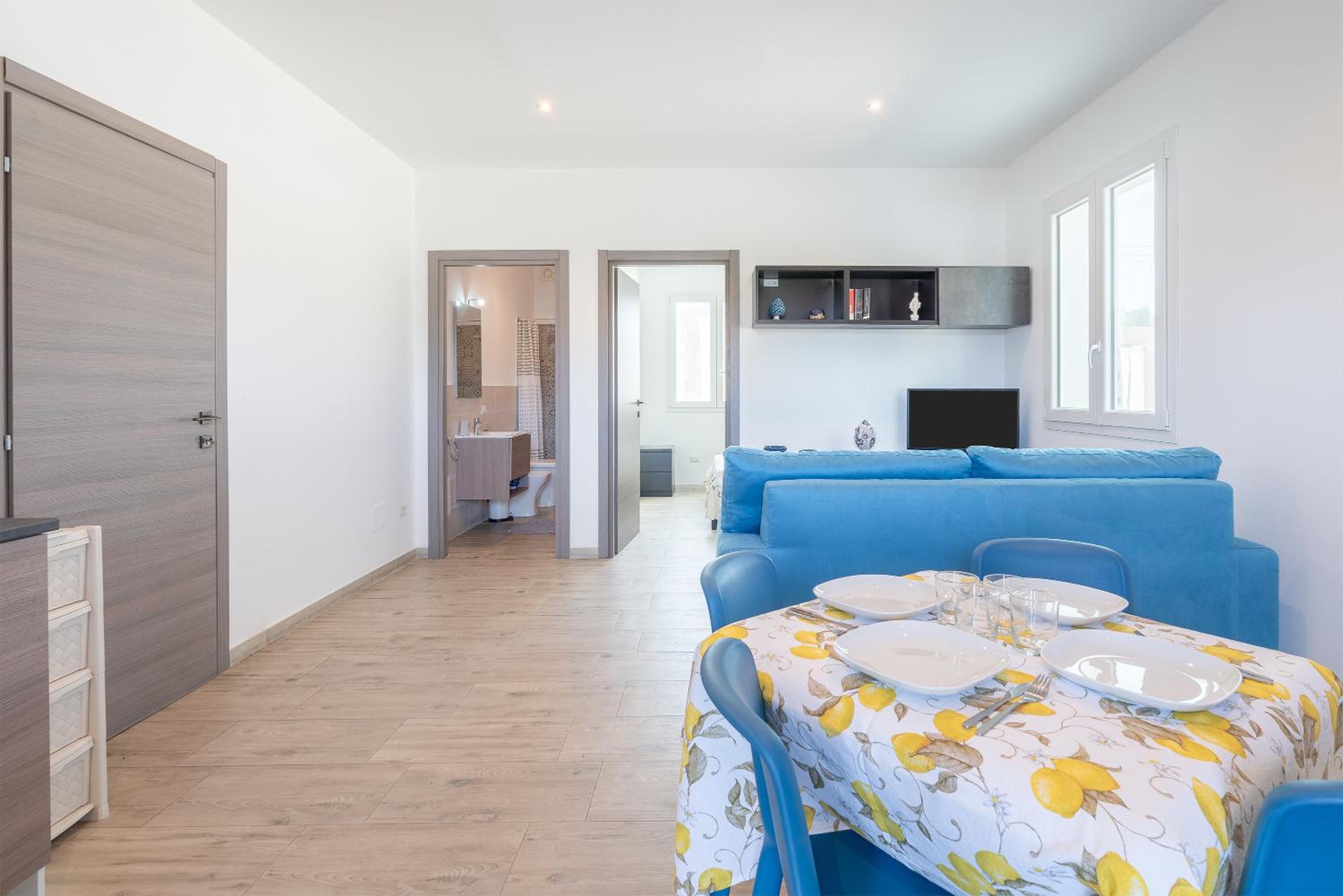 Superior One-Bedroom Apartment