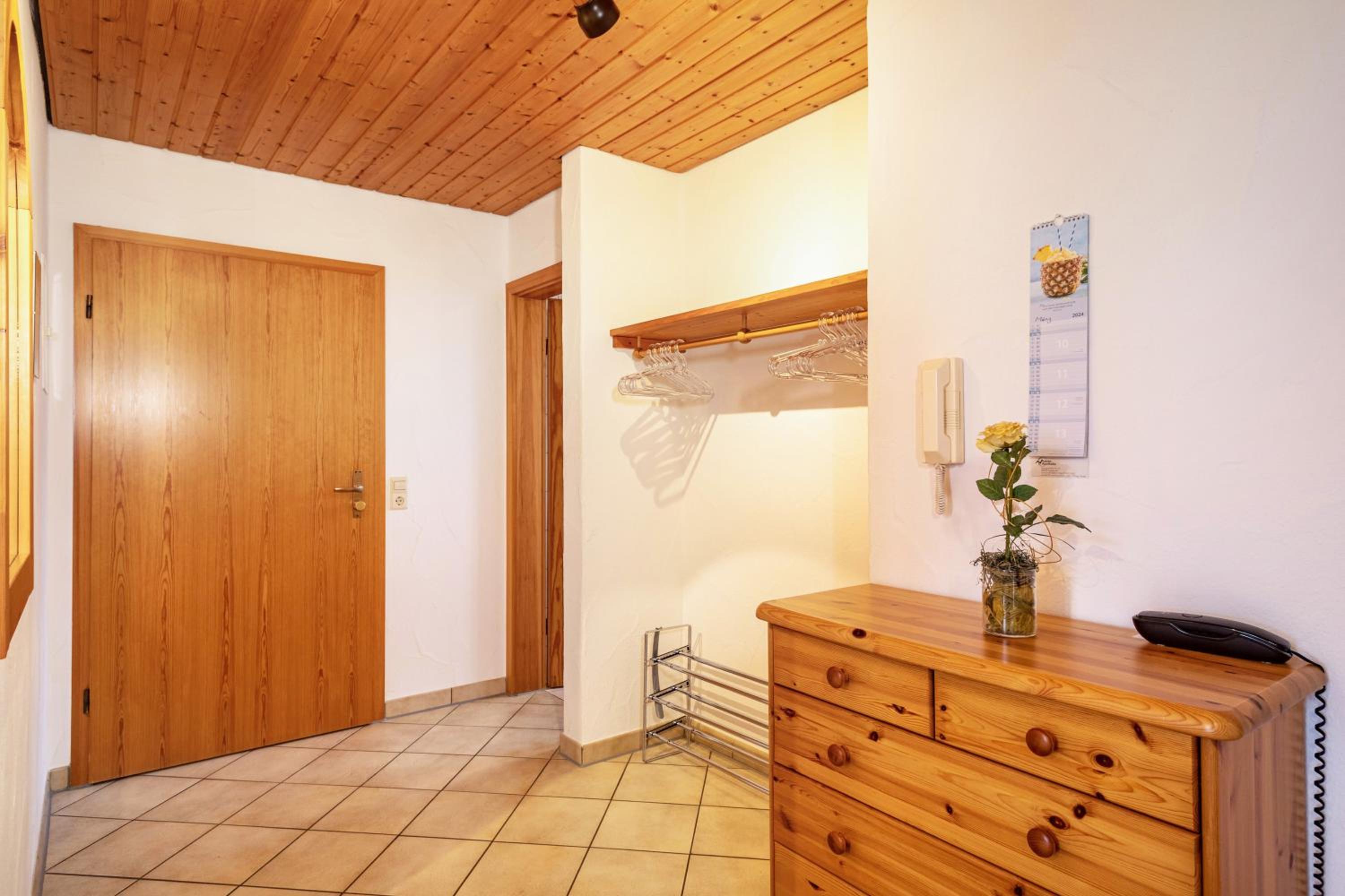 Two-Bedroom Deluxe Apartment with Garden View photo 3