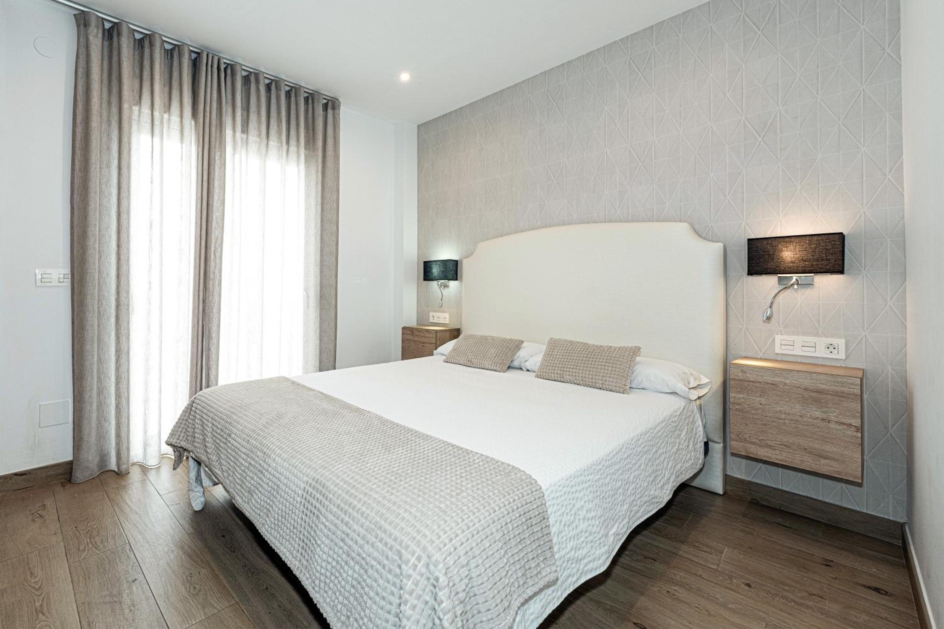 Double Room with Terrace - Photo 3