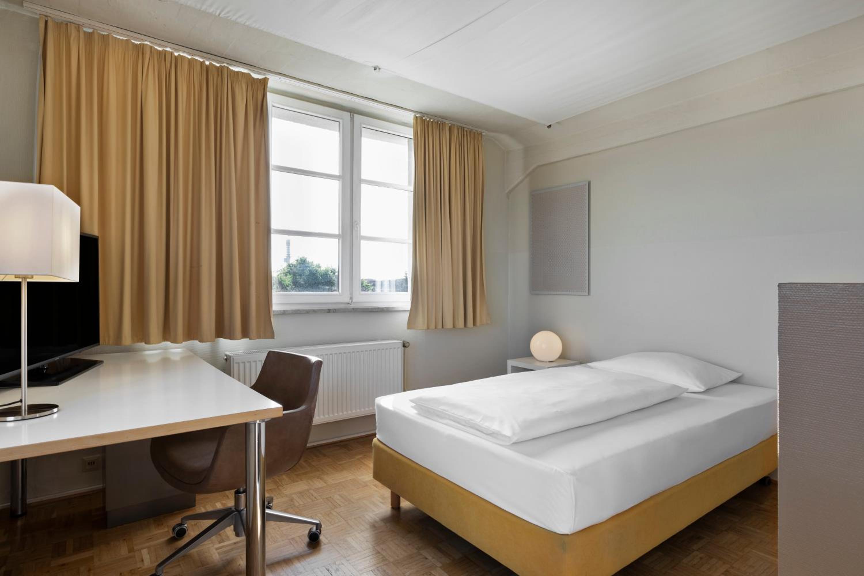 Standard Apartment Single Bed photo 1