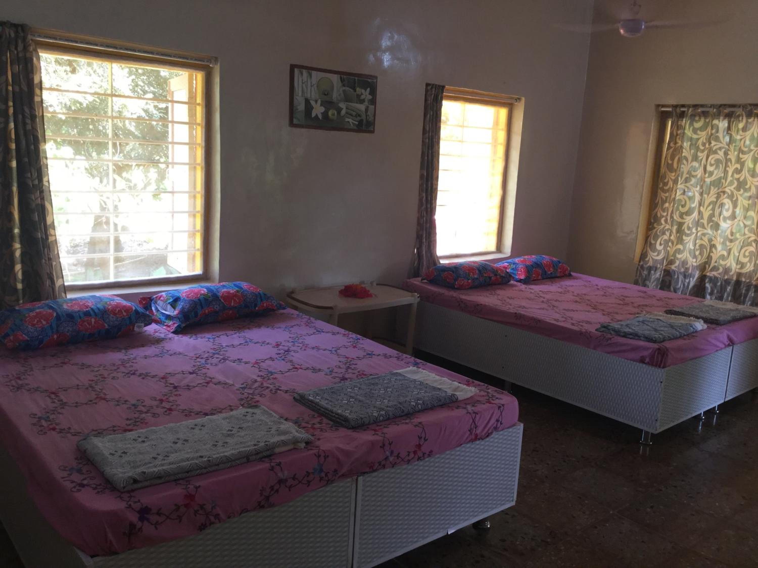 Family Room With Garden View photo 1