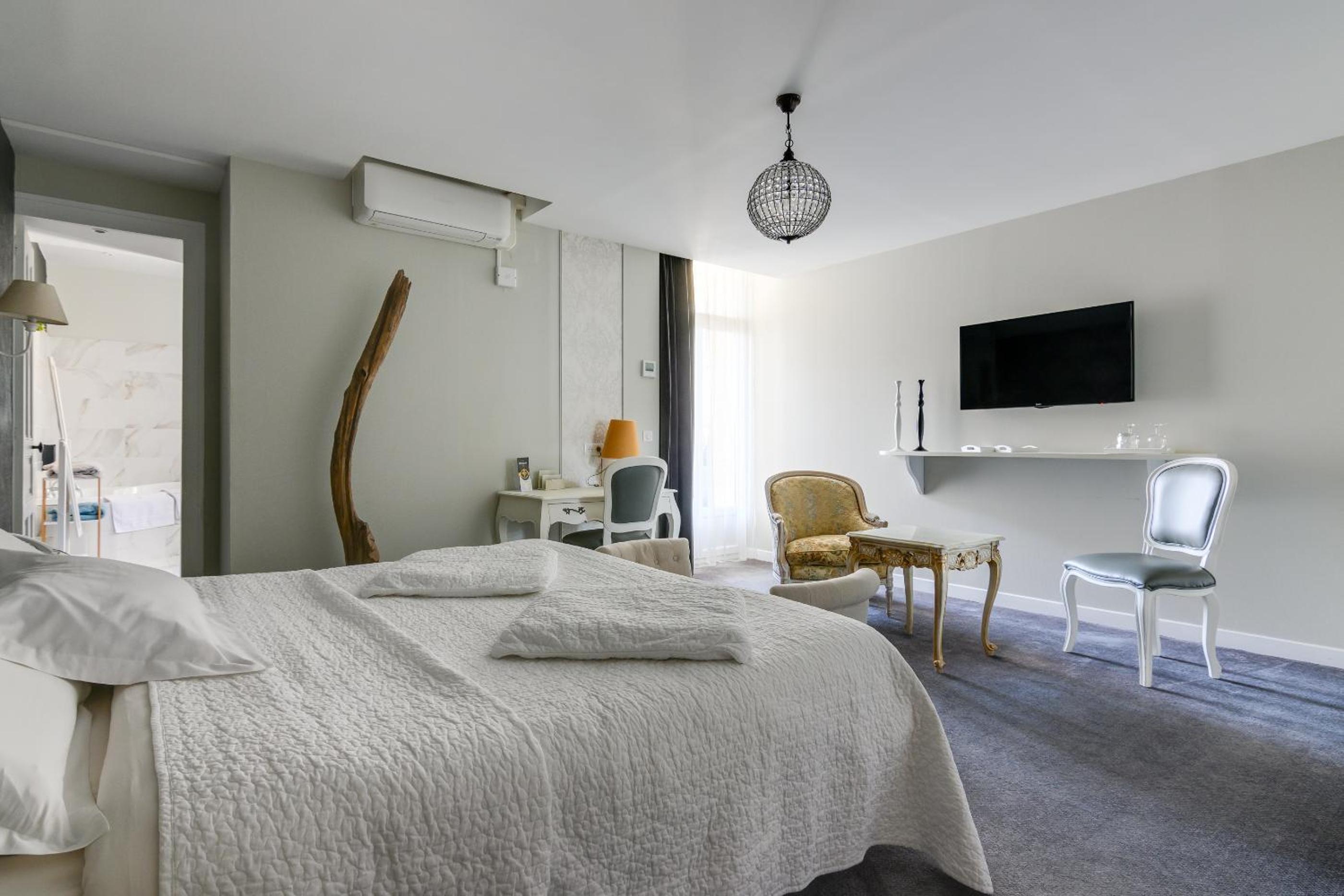 Superior Double Room photo 3