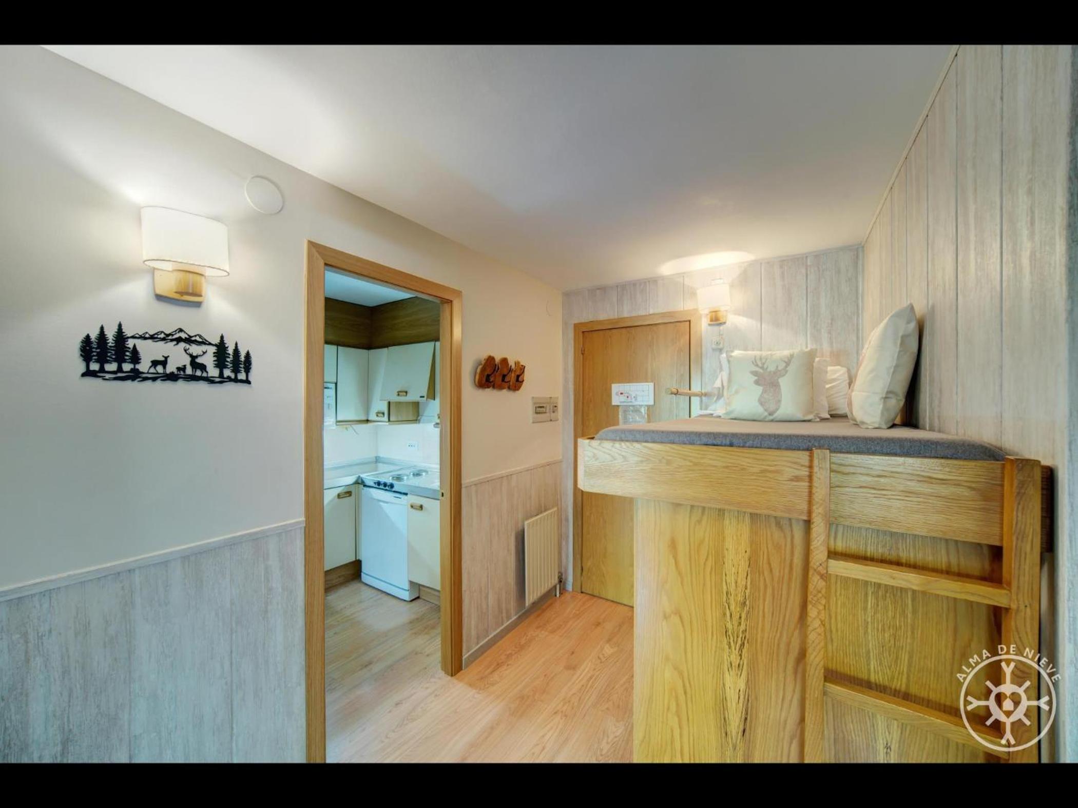 Apartment photo 3