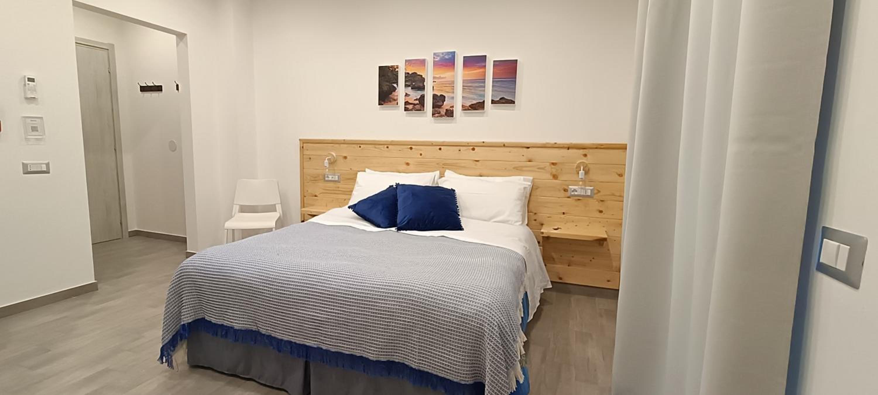 Double Room with Private Bathroom photo 1