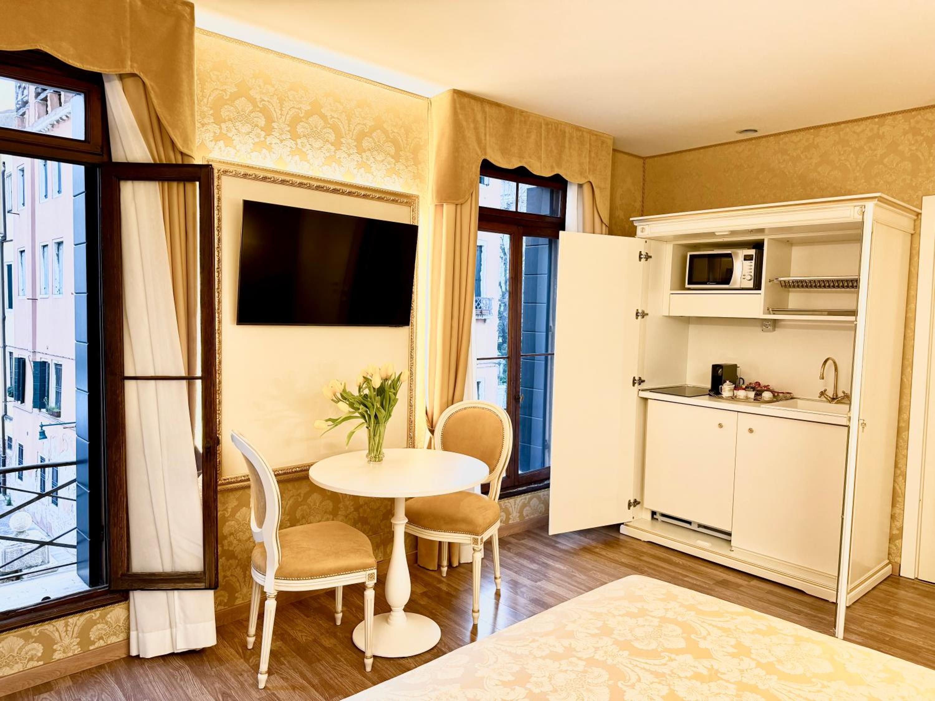 Deluxe Room photo 2