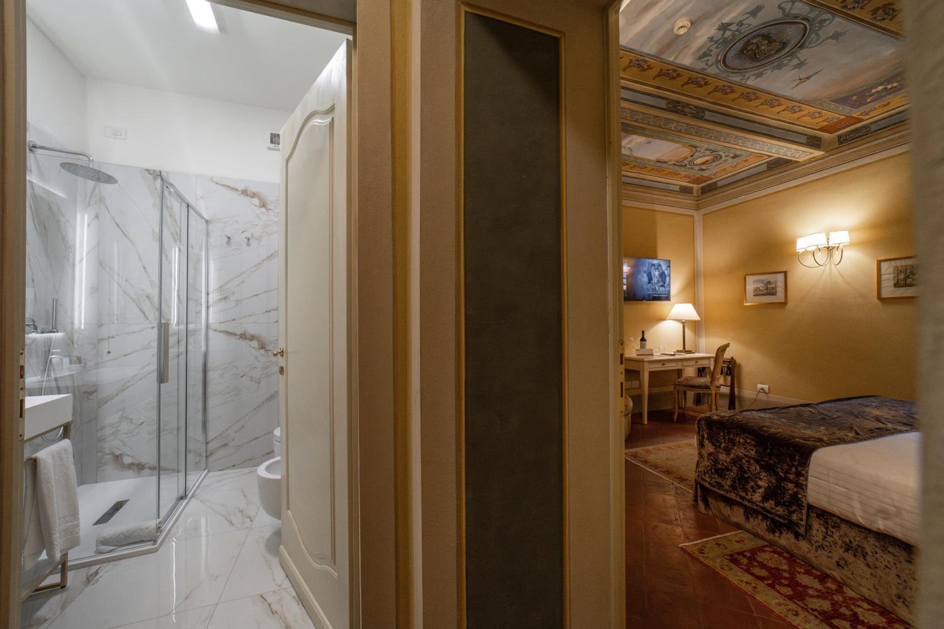 Superior Double Room - Photo 6