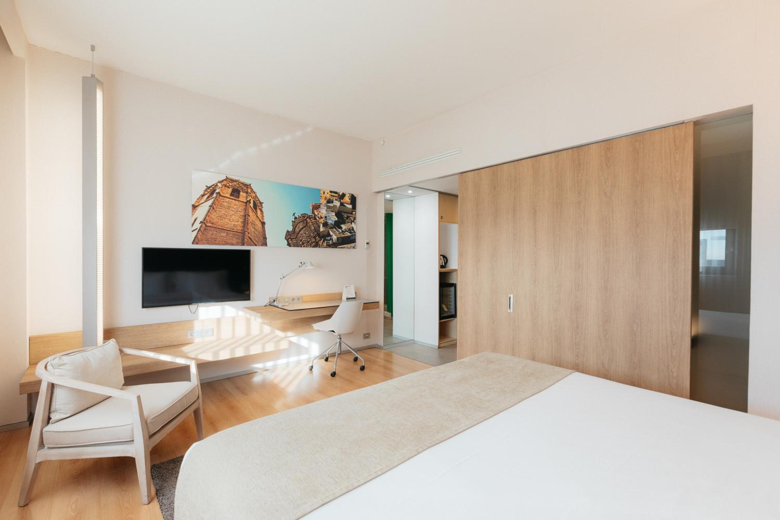 Double or Twin Room - Photo 1