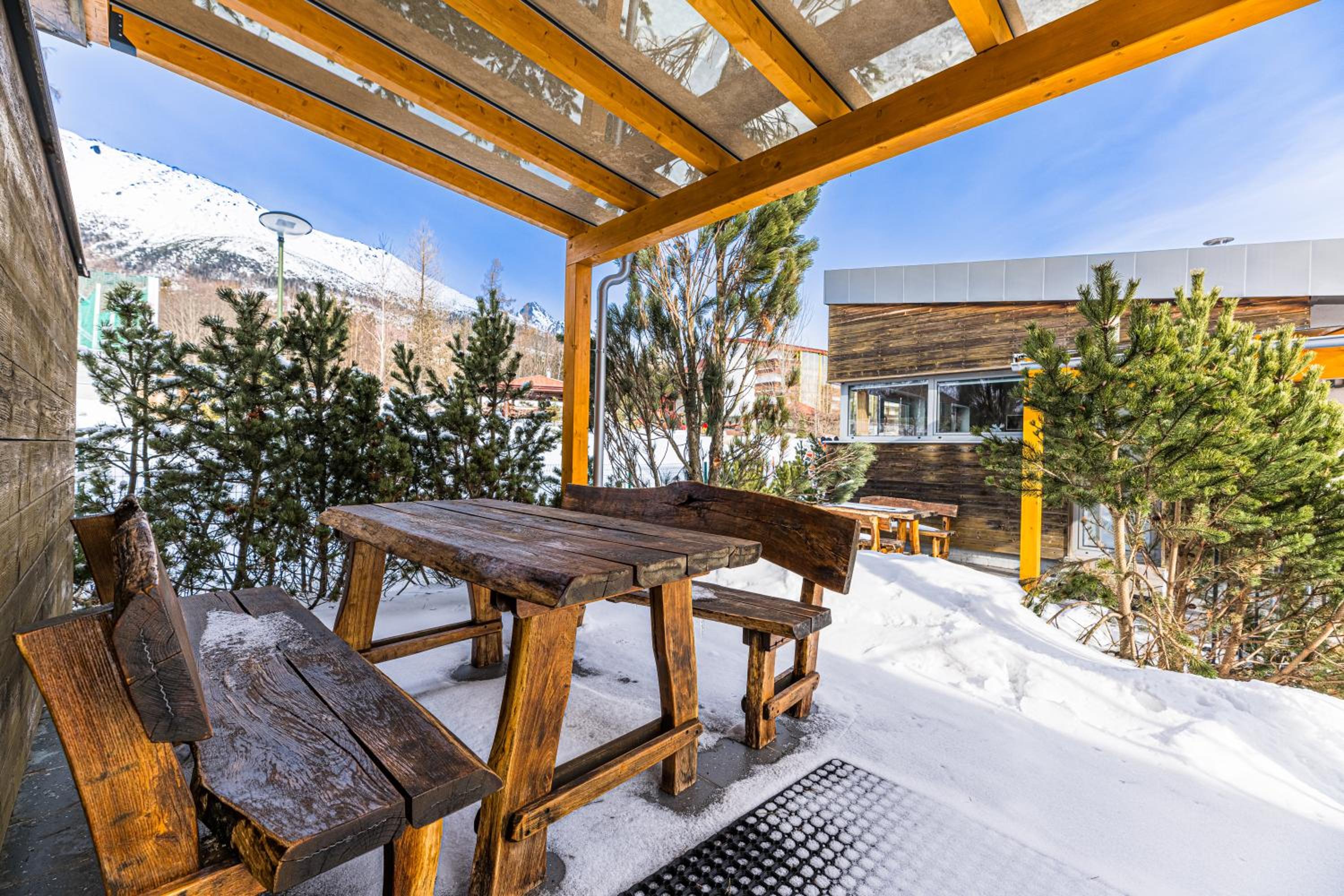 Two-Bedroom Apartment with Terrace photo 3