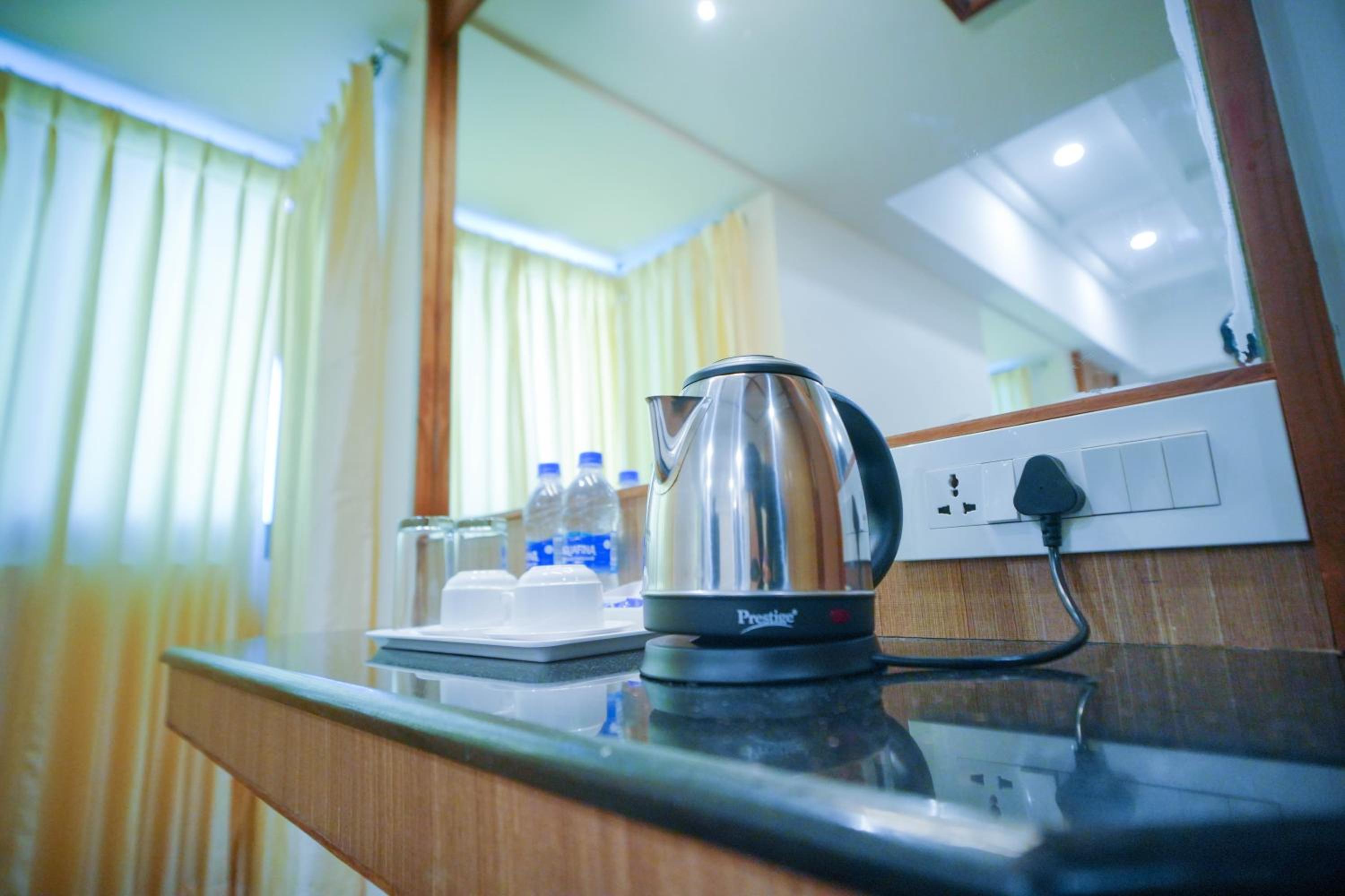 Standard Double Room - Photo 3