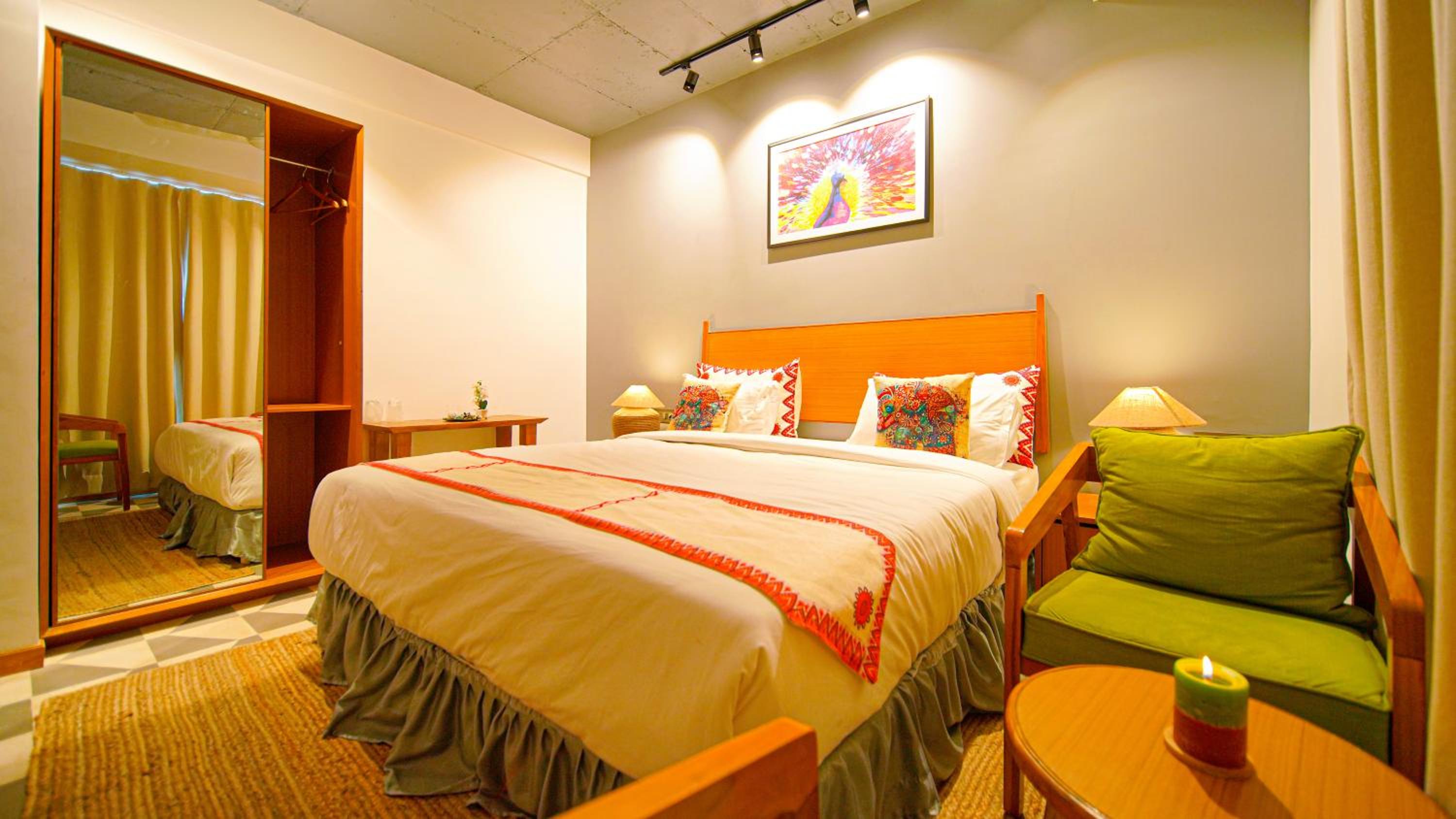 Suite with Spa Bath - Photo 46