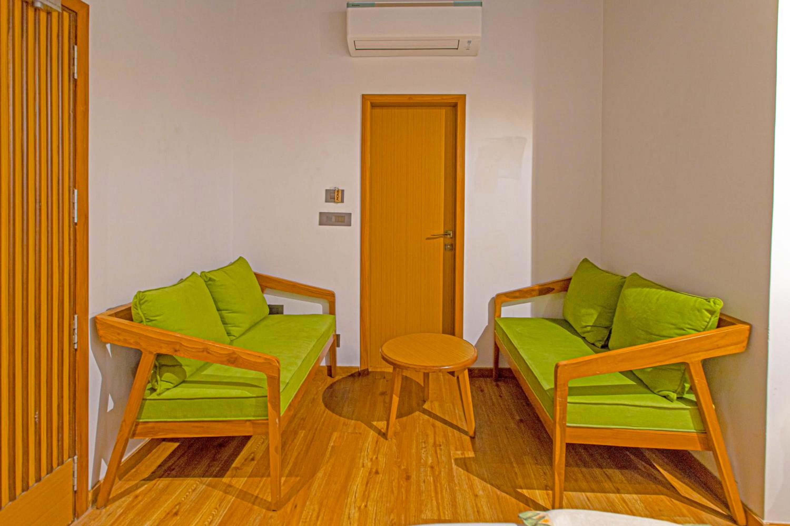 Suite with Spa Bath - Photo 48