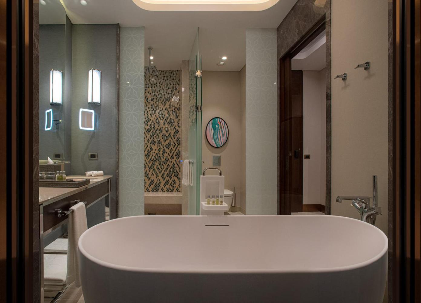 Executive King Room with Park View - Photo 6