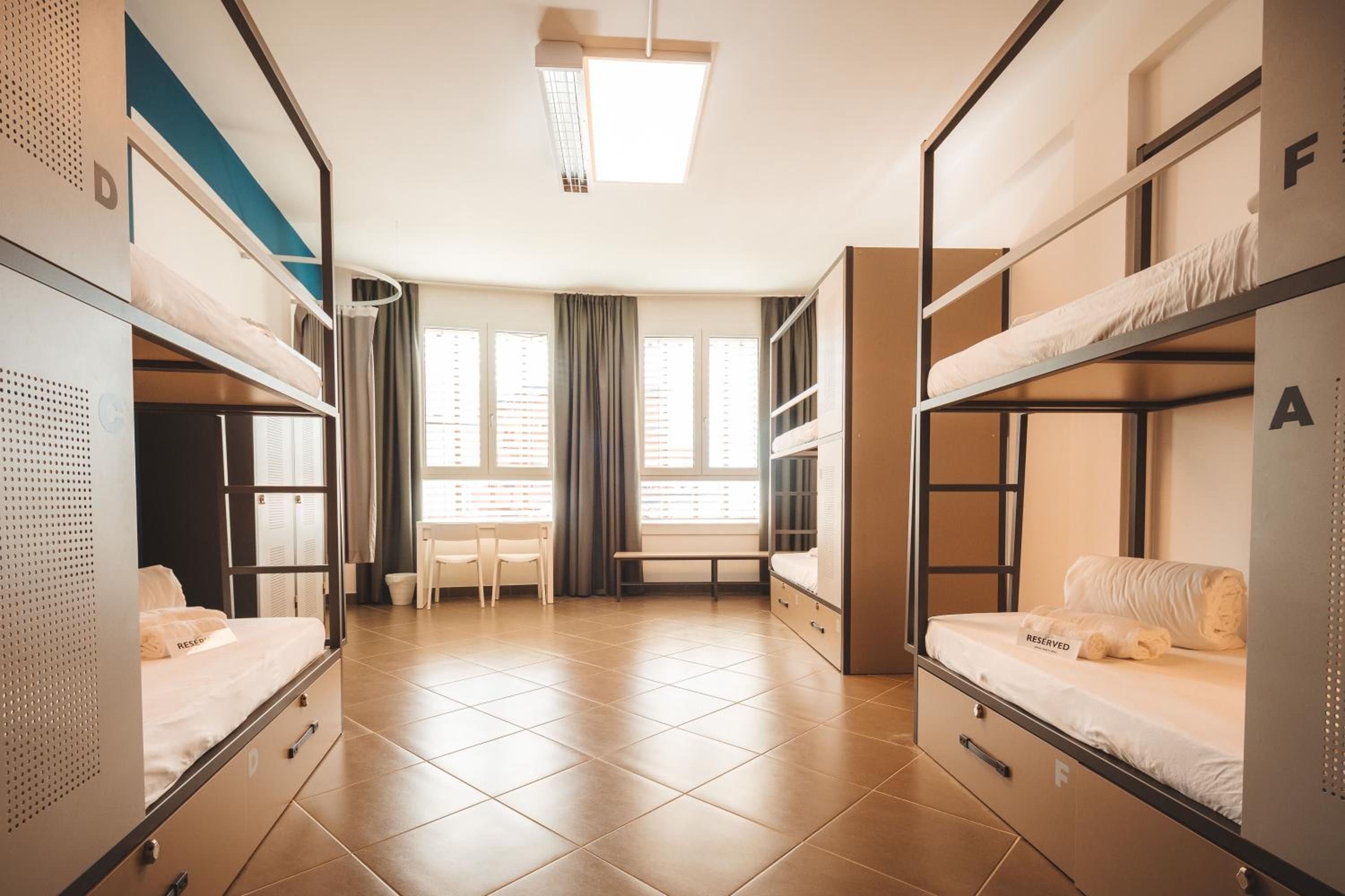 6-Bed Mixed Dormitory Room