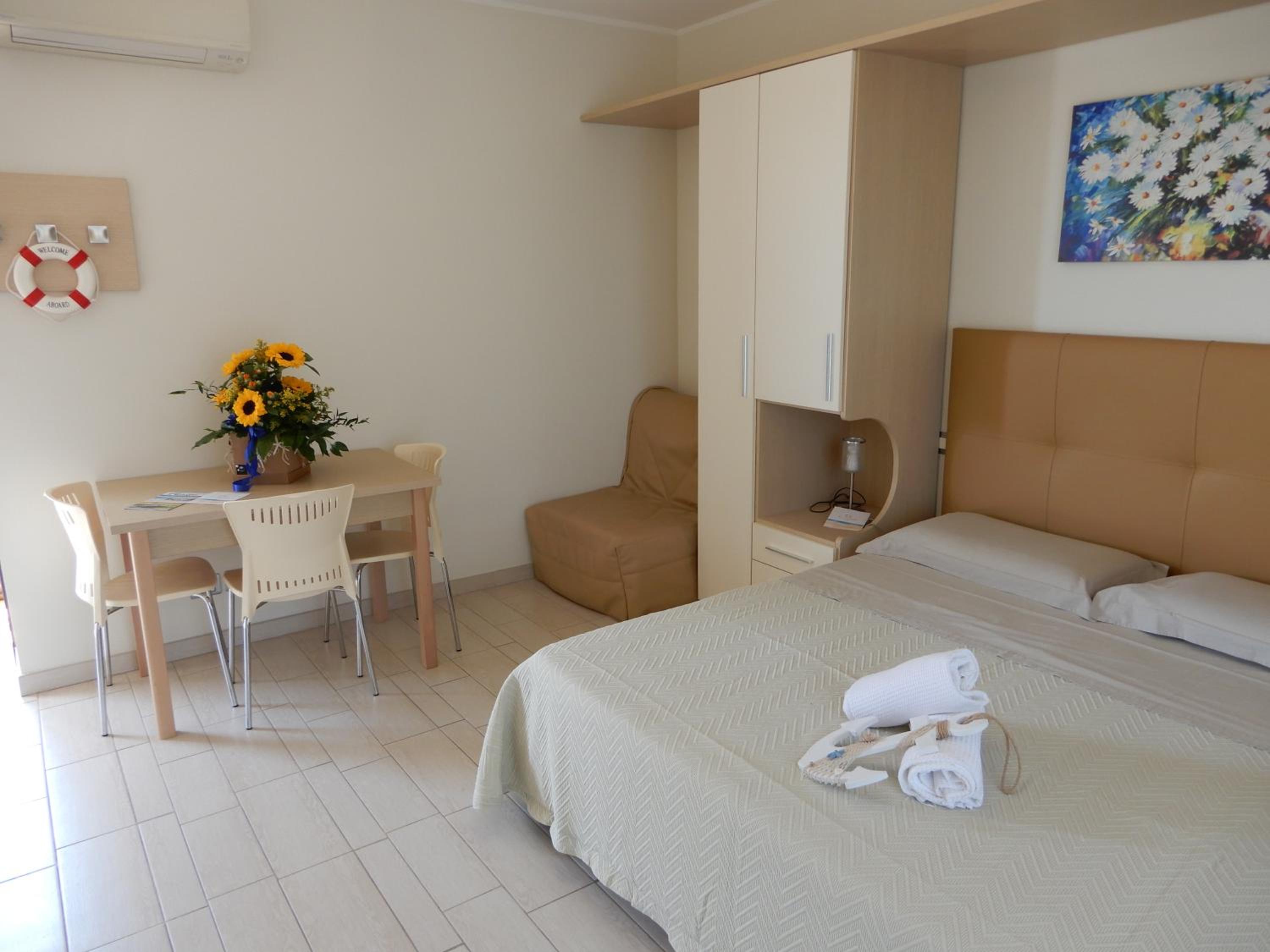 Studio Apartment