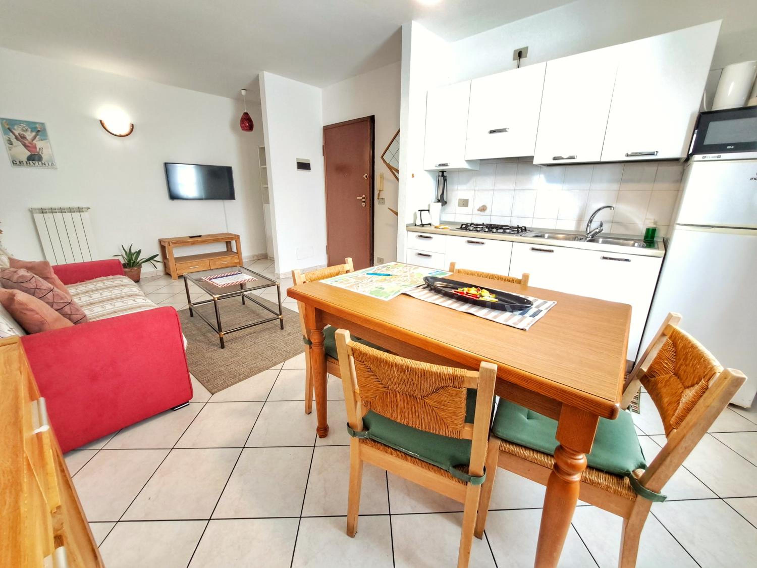 Apartment photo 2