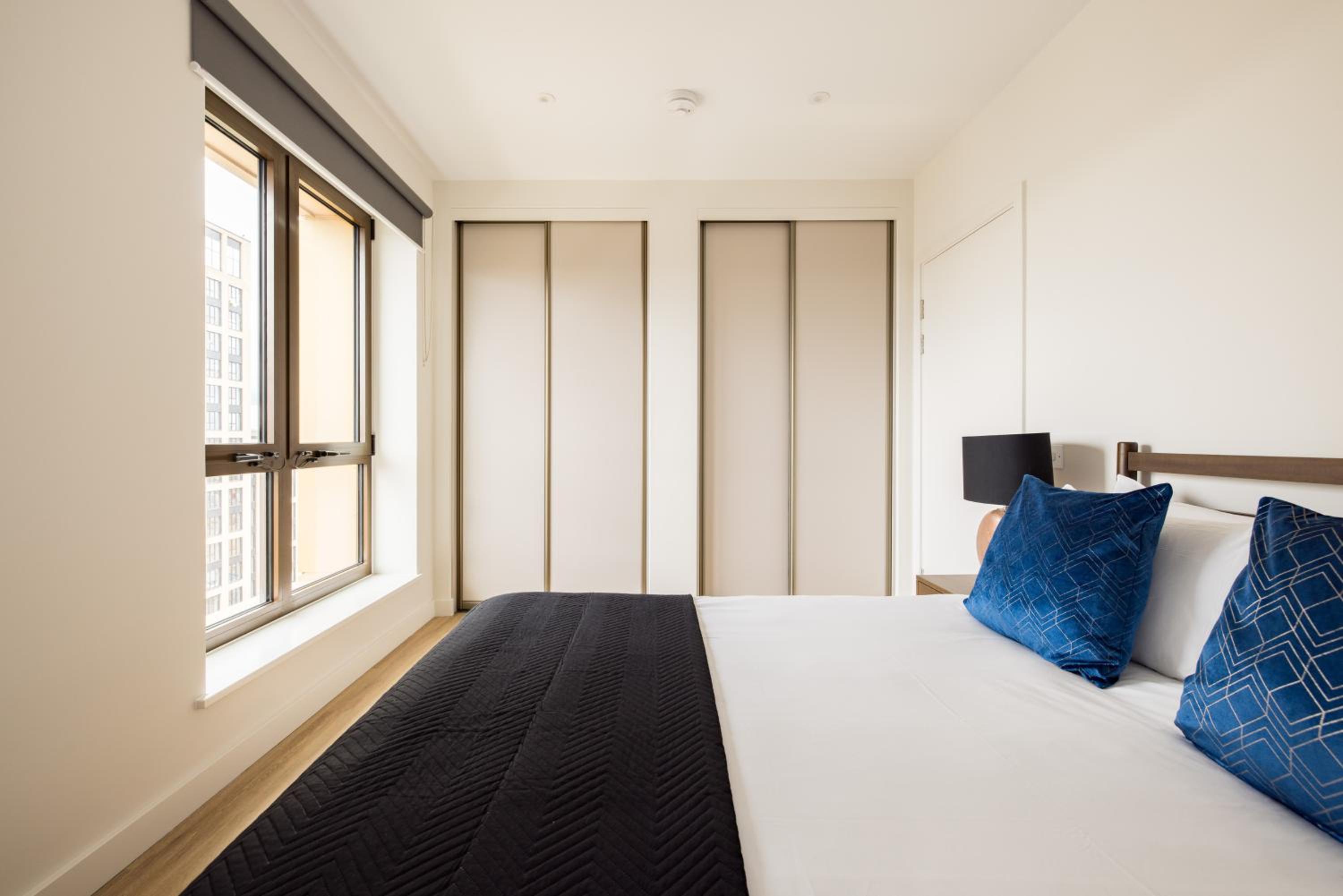 One Bedroom Apartment - Photo 11