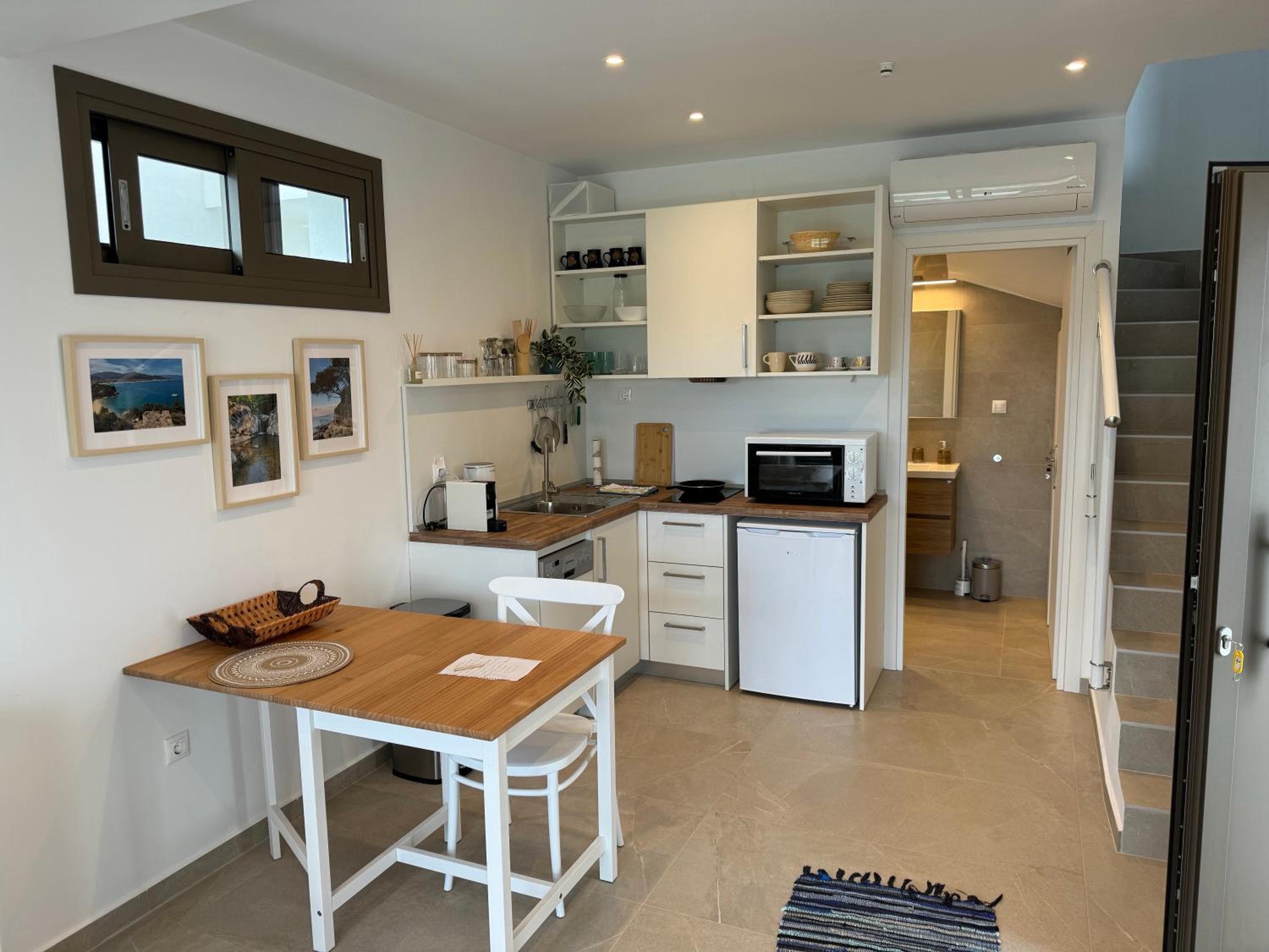 One-Bedroom House photo 2