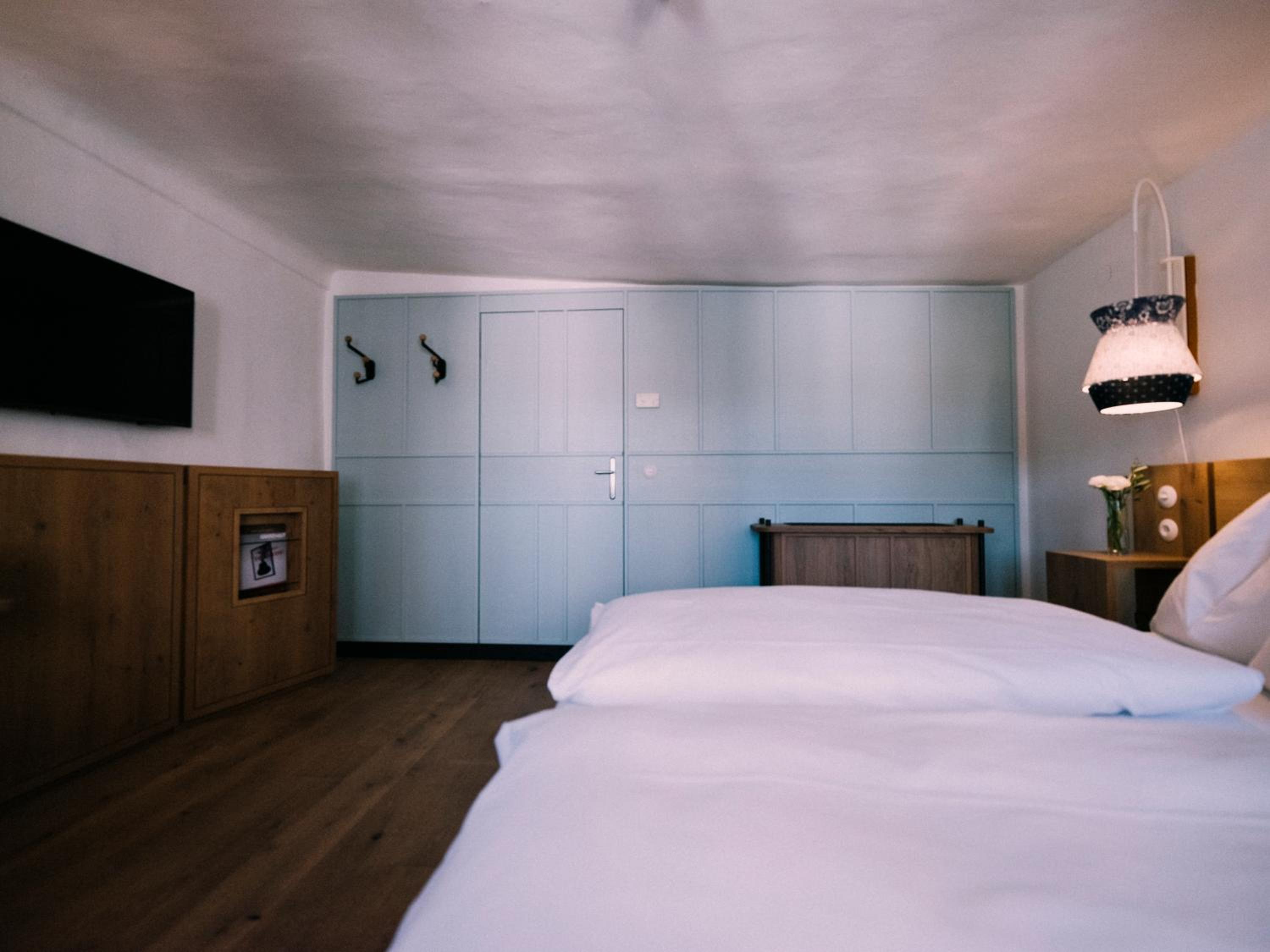 Small Double Room - Photo 11