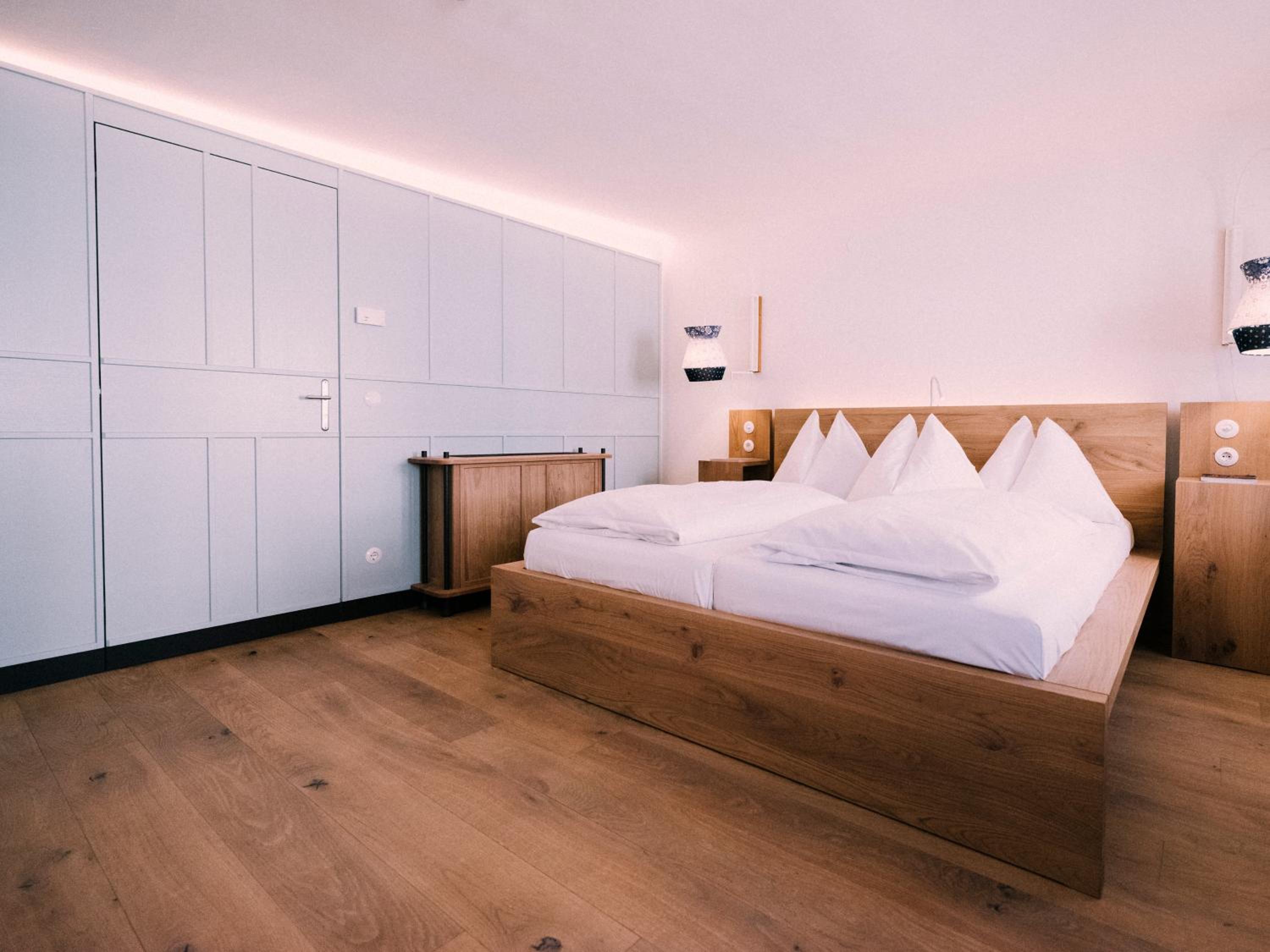 Small Double Room - Photo 3