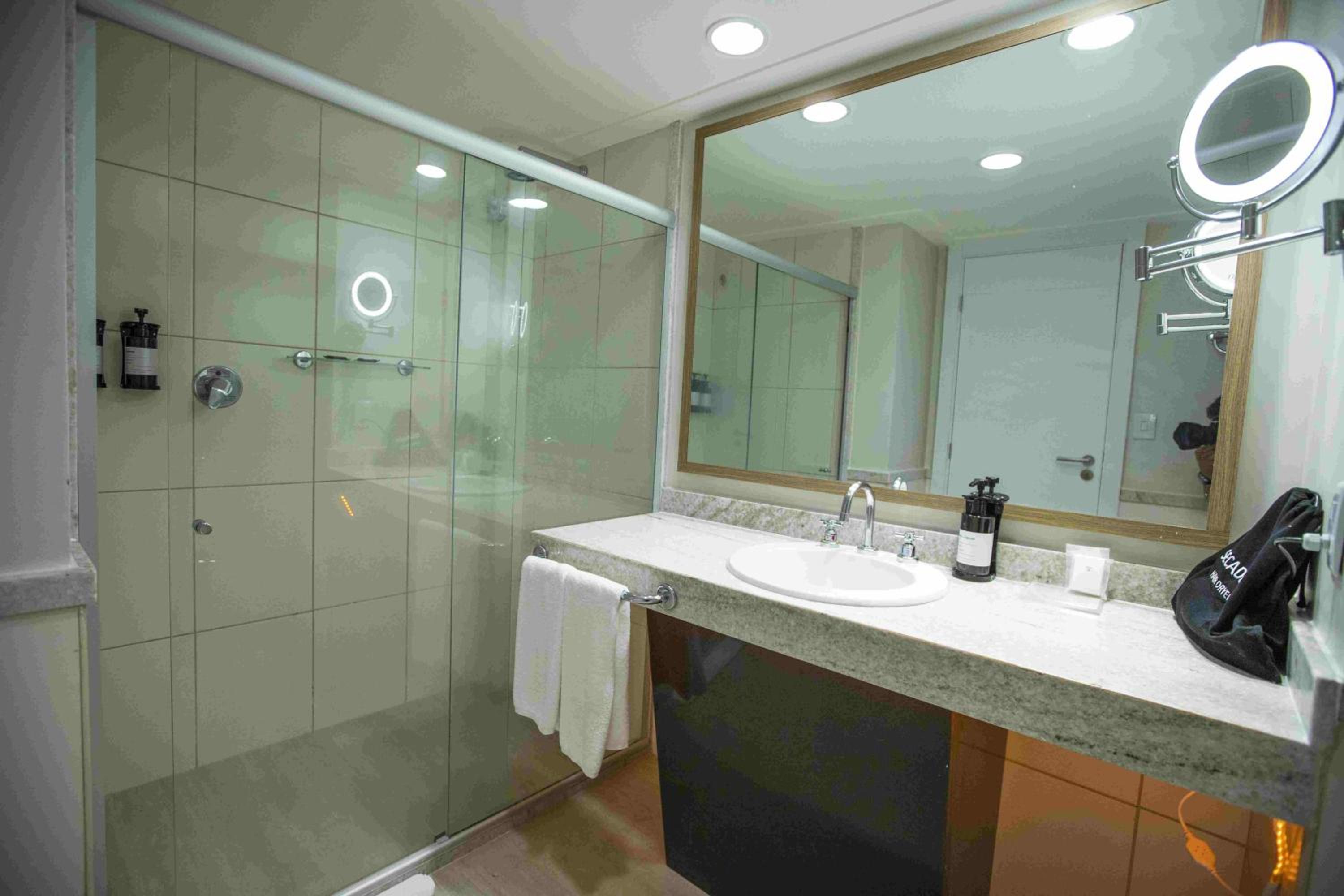 Deluxe Double Room with Balcony and Sea View
