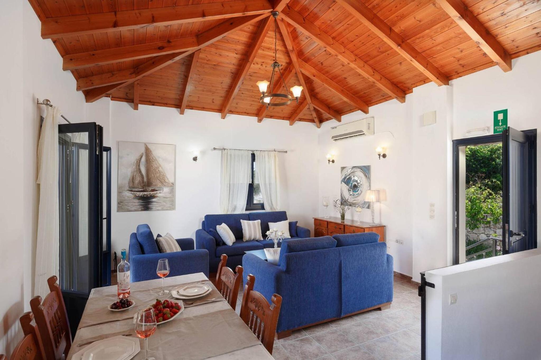 Villa photo 1