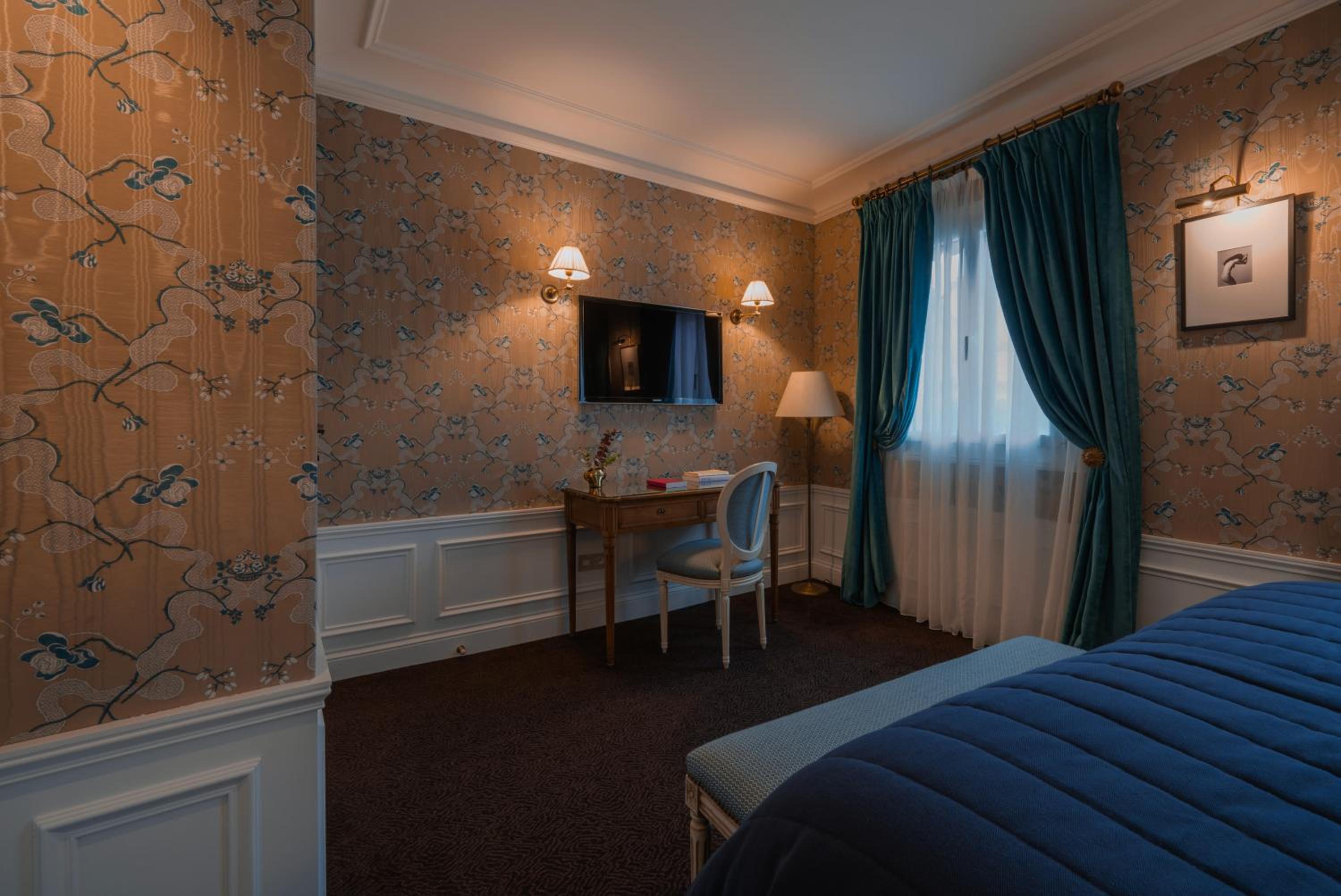 Privilege Room