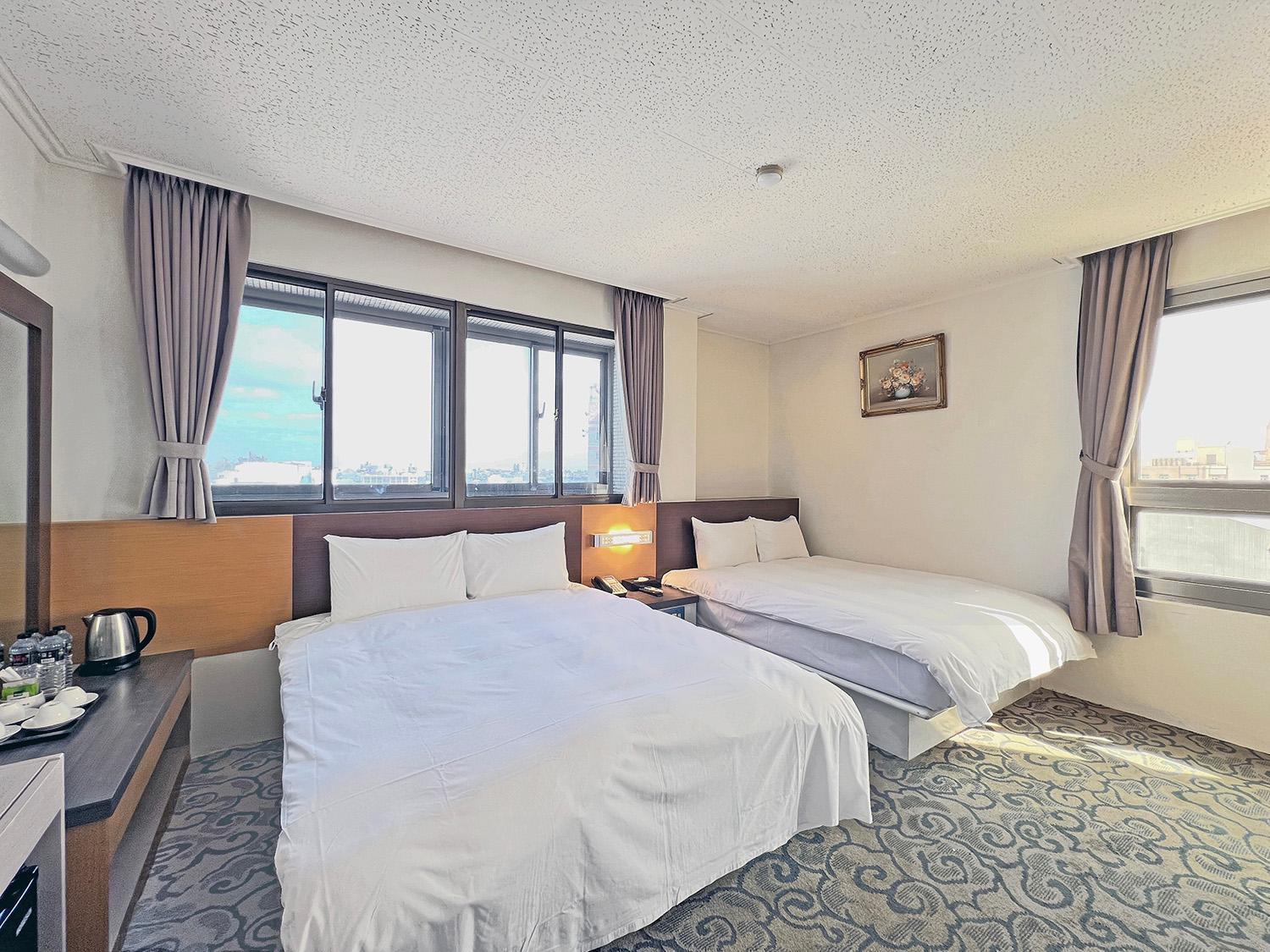 Quadruple Room photo 2