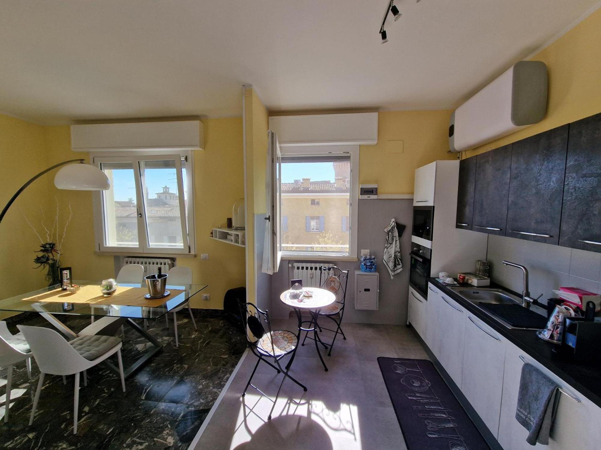 One-Bedroom Apartment photo 3