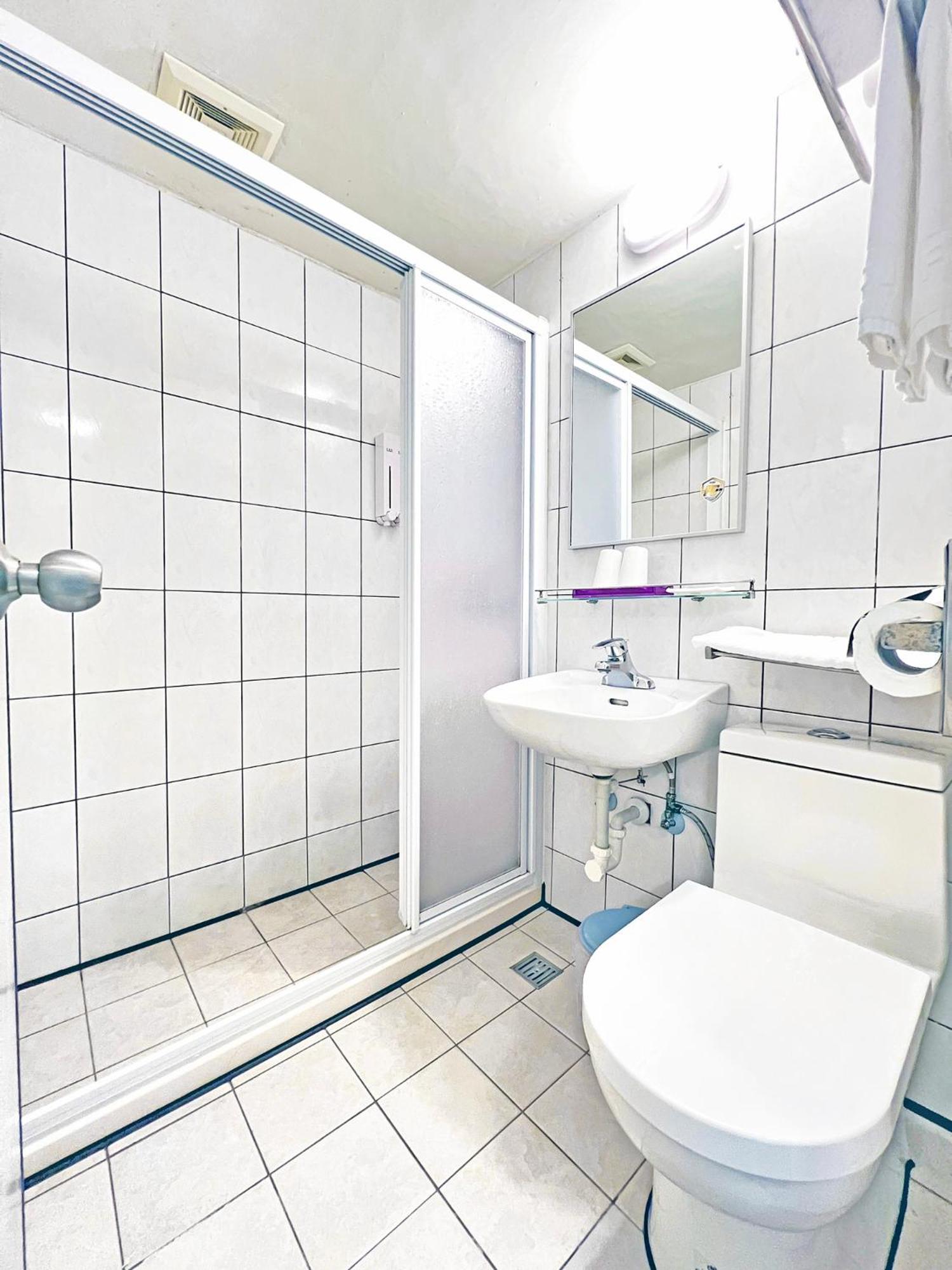 Double or Twin Room photo 3