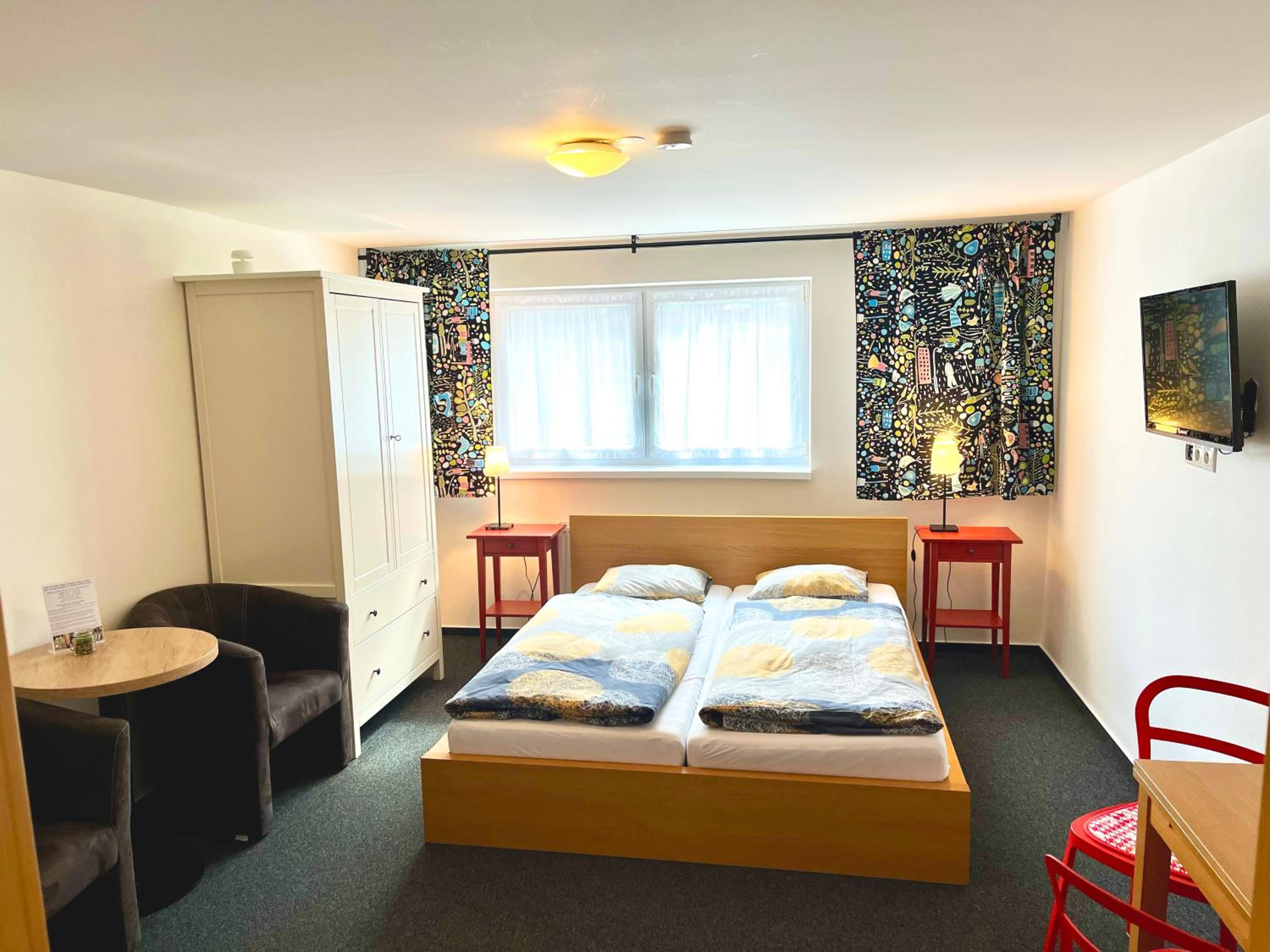 Double Room - Photo 5