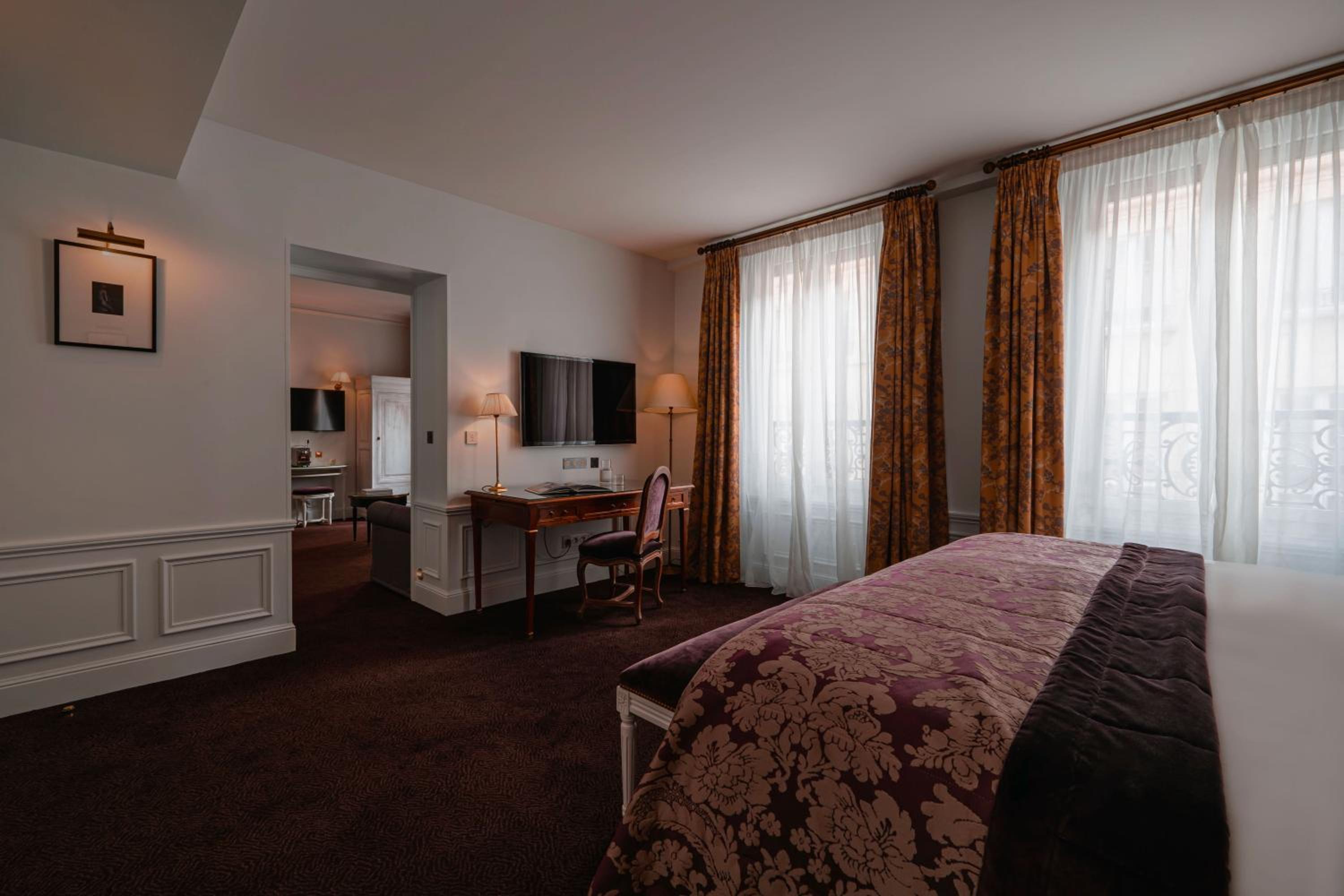 Executive Suite