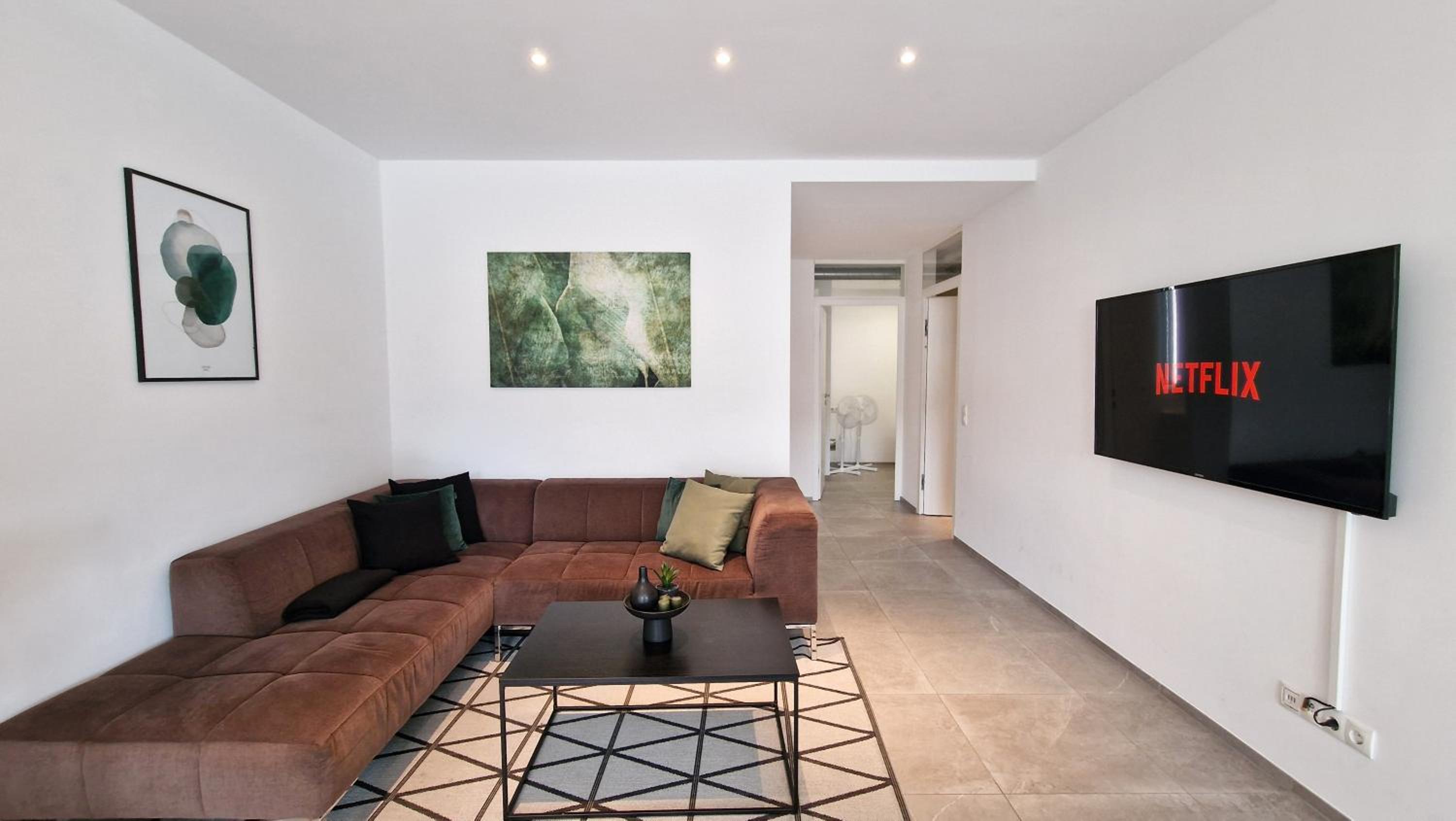 Three-Bedroom Apartment photo 1